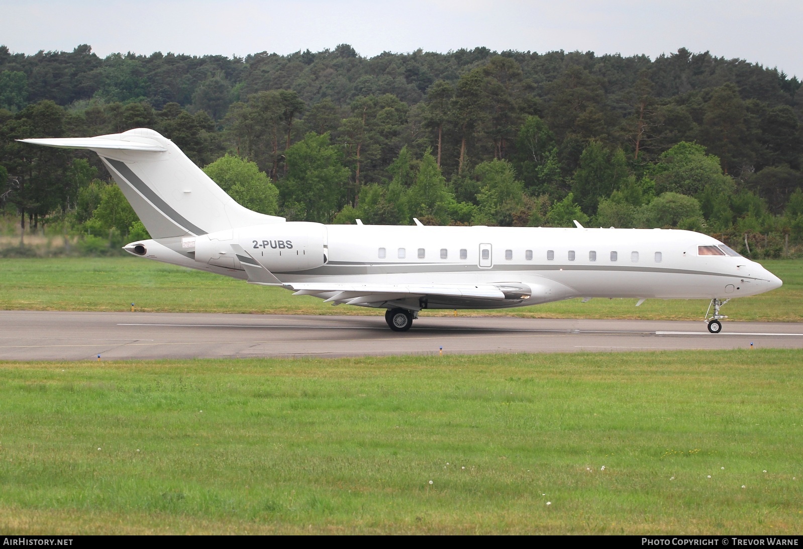 Aircraft Photo of 2-PUBS | Bombardier Global 5000 (BD-700-1A11) | AirHistory.net #808755