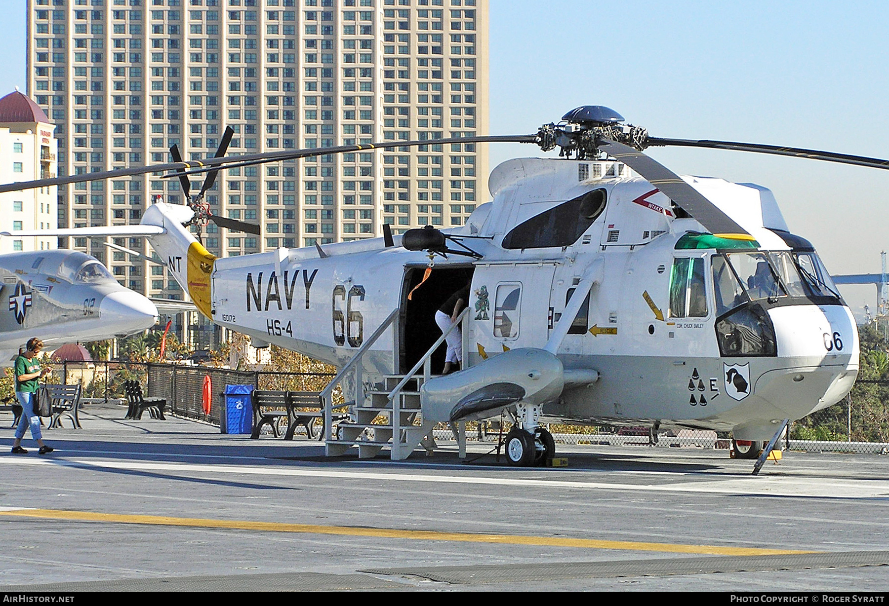 Aircraft Photo of 149711 / 160172 | Sikorsky UH-3H Sea King (S-61B) | USA - Navy | AirHistory.net #808828