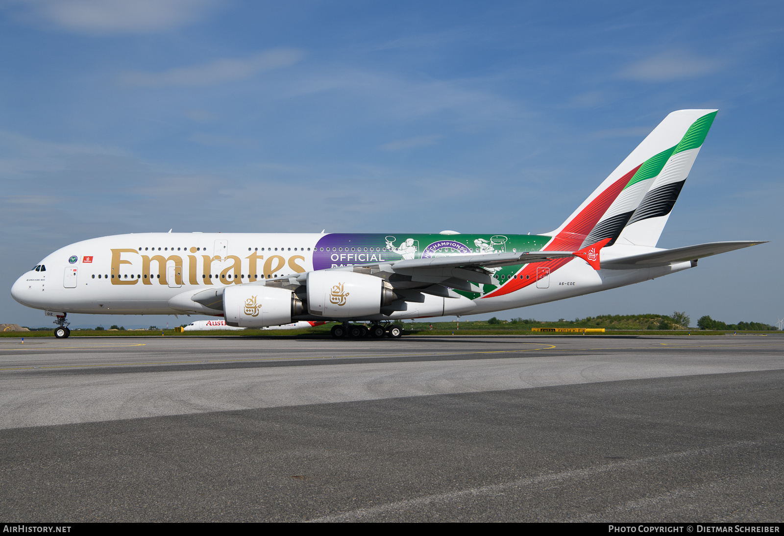 Aircraft Photo of A6-EOE | Airbus A380-861 | Emirates | AirHistory.net #808912