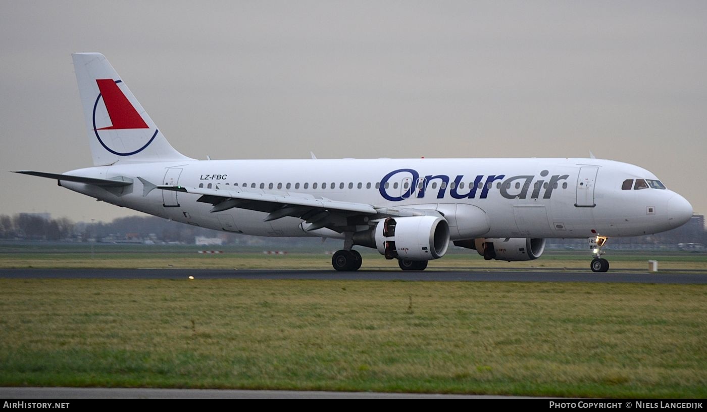 Aircraft Photo of LZ-FBC | Airbus A320-214 | Onur Air | AirHistory.net #808992