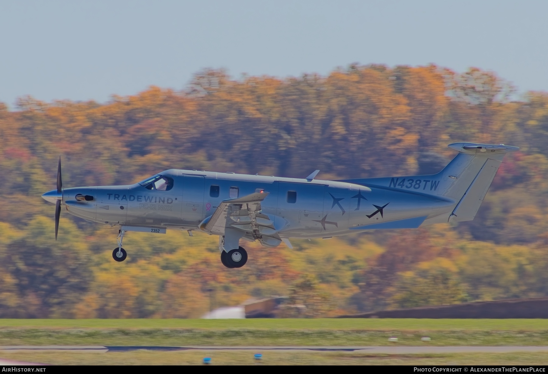 Aircraft Photo of N438TW | Pilatus PC-12NGX (PC-12/47E) | Tradewind Aviation | AirHistory.net #809018