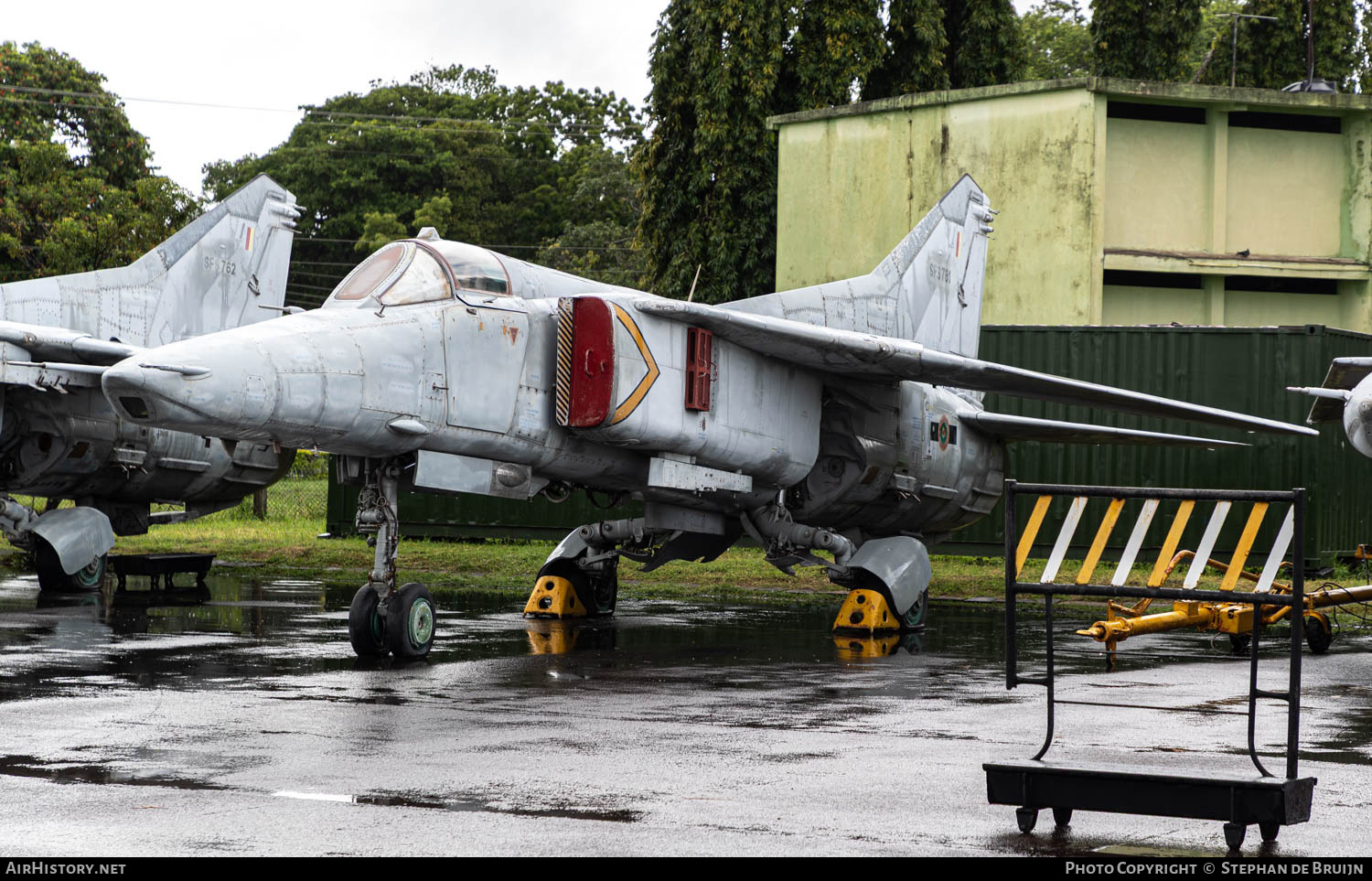 Aircraft Photo of SFS-761 | Mikoyan-Gurevich MiG-27M | Sri Lanka - Air Force | AirHistory.net #809115