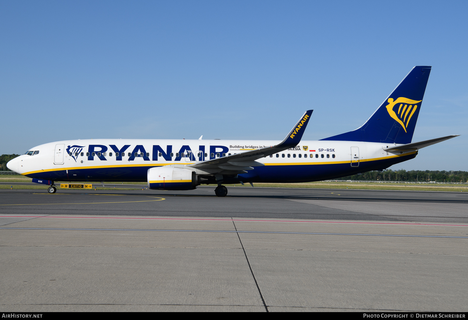 Aircraft Photo of SP-RSK | Boeing 737-800 | Ryanair | AirHistory.net #809284