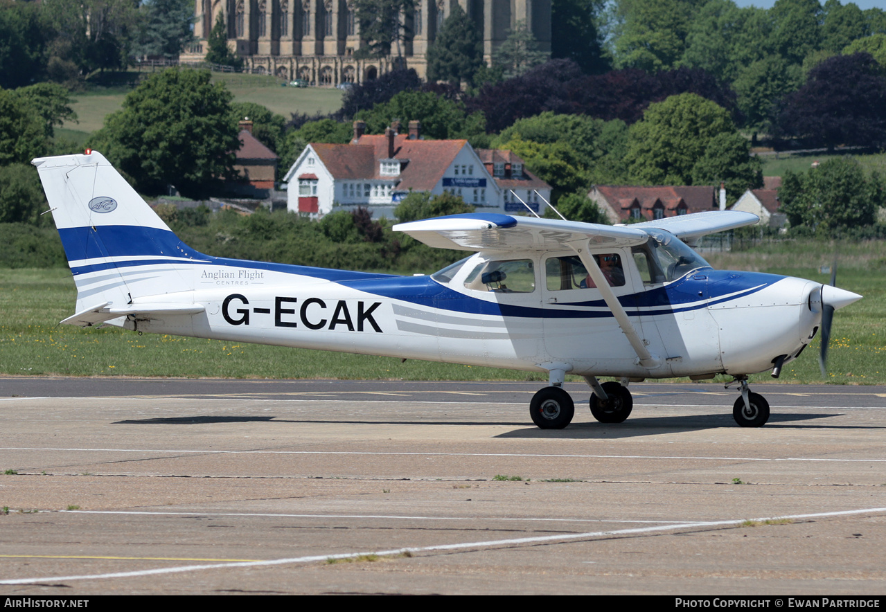 Aircraft Photo of G-ECAK | Reims F172M Skyhawk II | Anglian Flight Centres | AirHistory.net #809297