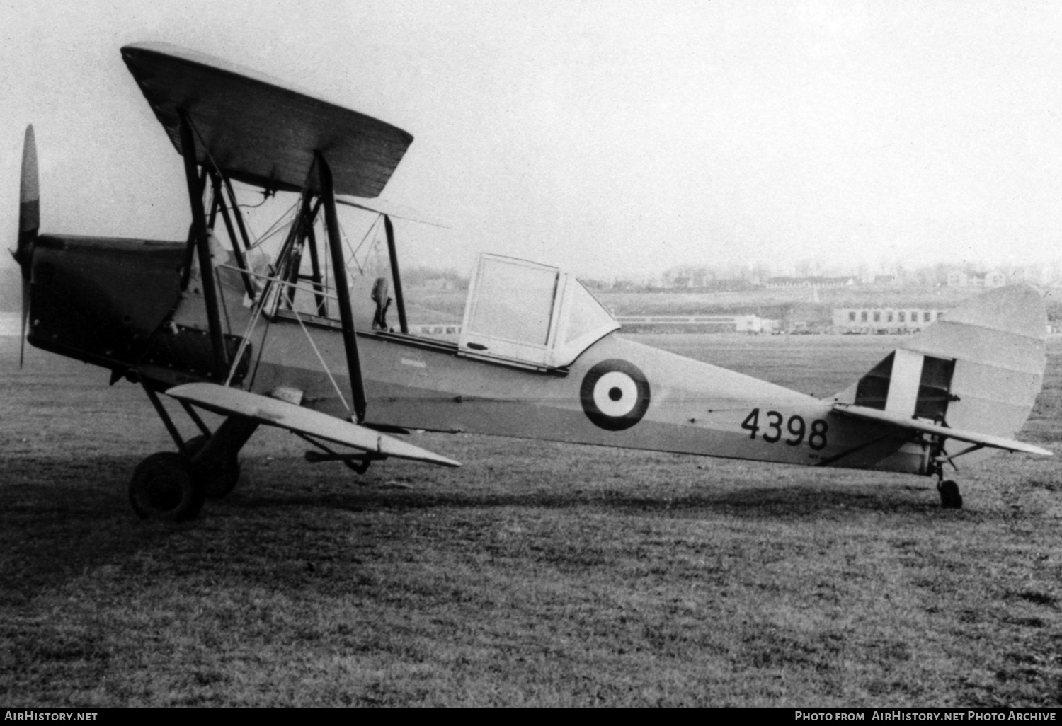 Aircraft Photo of 4398 | De Havilland D.H. 82C Tiger Moth | Canada - Air Force | AirHistory.net #809323