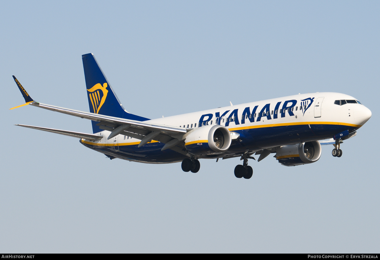 Aircraft Photo of EI-IKA | Boeing 737-8200 Max 200 | Ryanair | AirHistory.net #809480