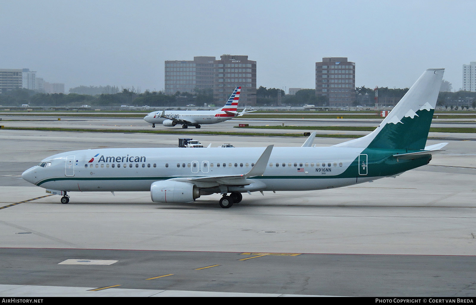 Aircraft Photo of N916NN | Boeing 737-823 | American Airlines | Reno Air | AirHistory.net #809552
