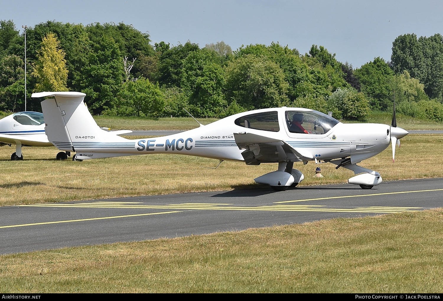 Aircraft Photo of SE-MCC | Diamond DA40D Diamond Star TDI | AirHistory.net #809602