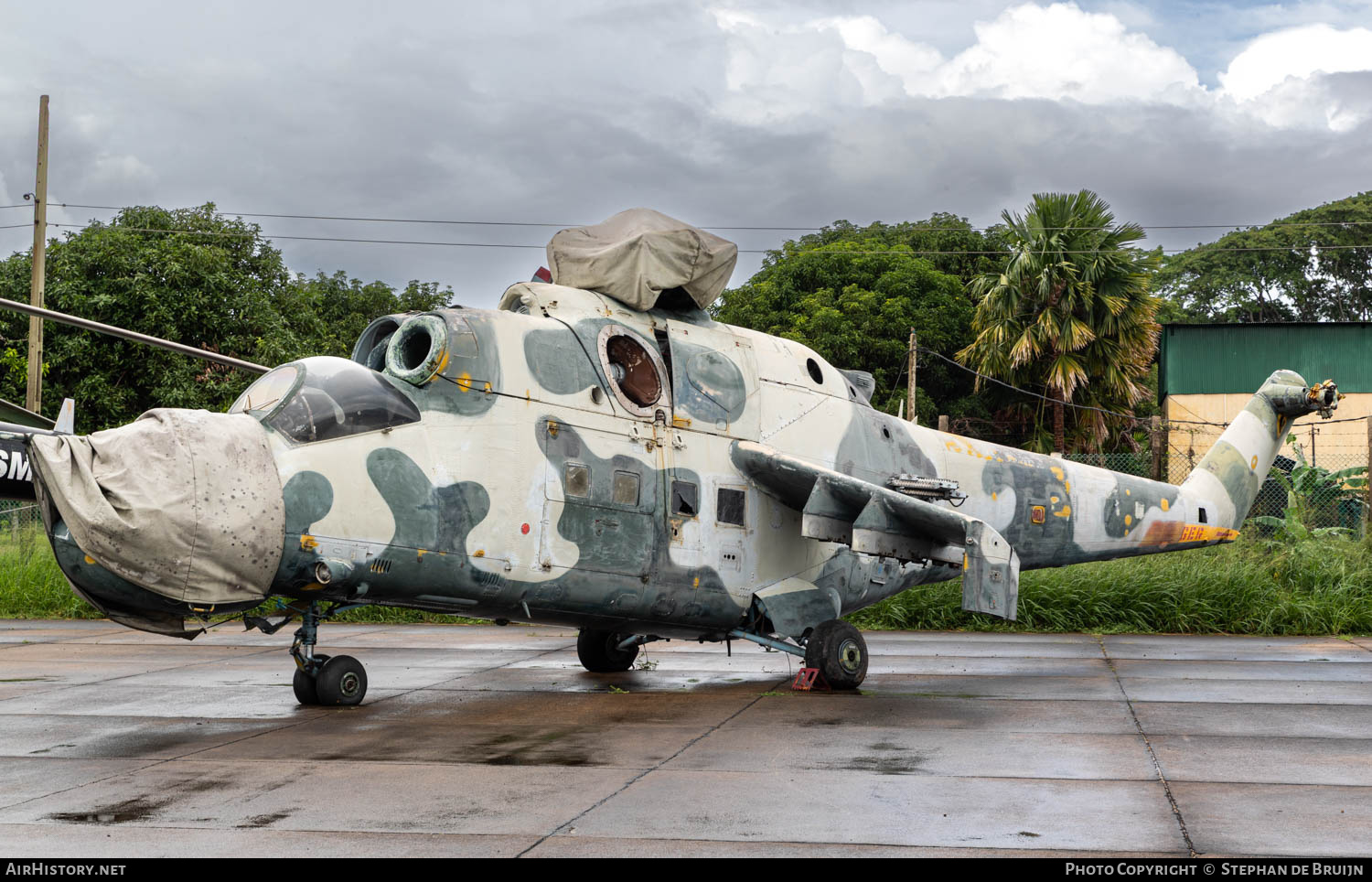 Aircraft Photo of SAH-637 | Mil Mi-24P | Sri Lanka - Air Force | AirHistory.net #809646