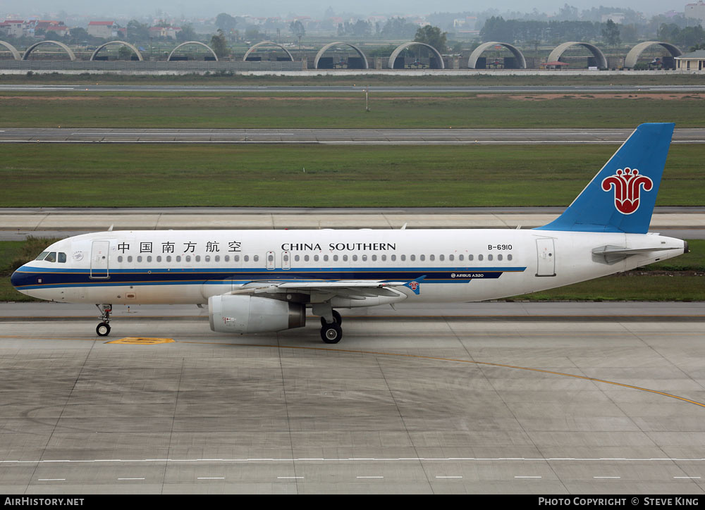Aircraft Photo of B-6910 | Airbus A320-232 | China Southern Airlines | AirHistory.net #809658