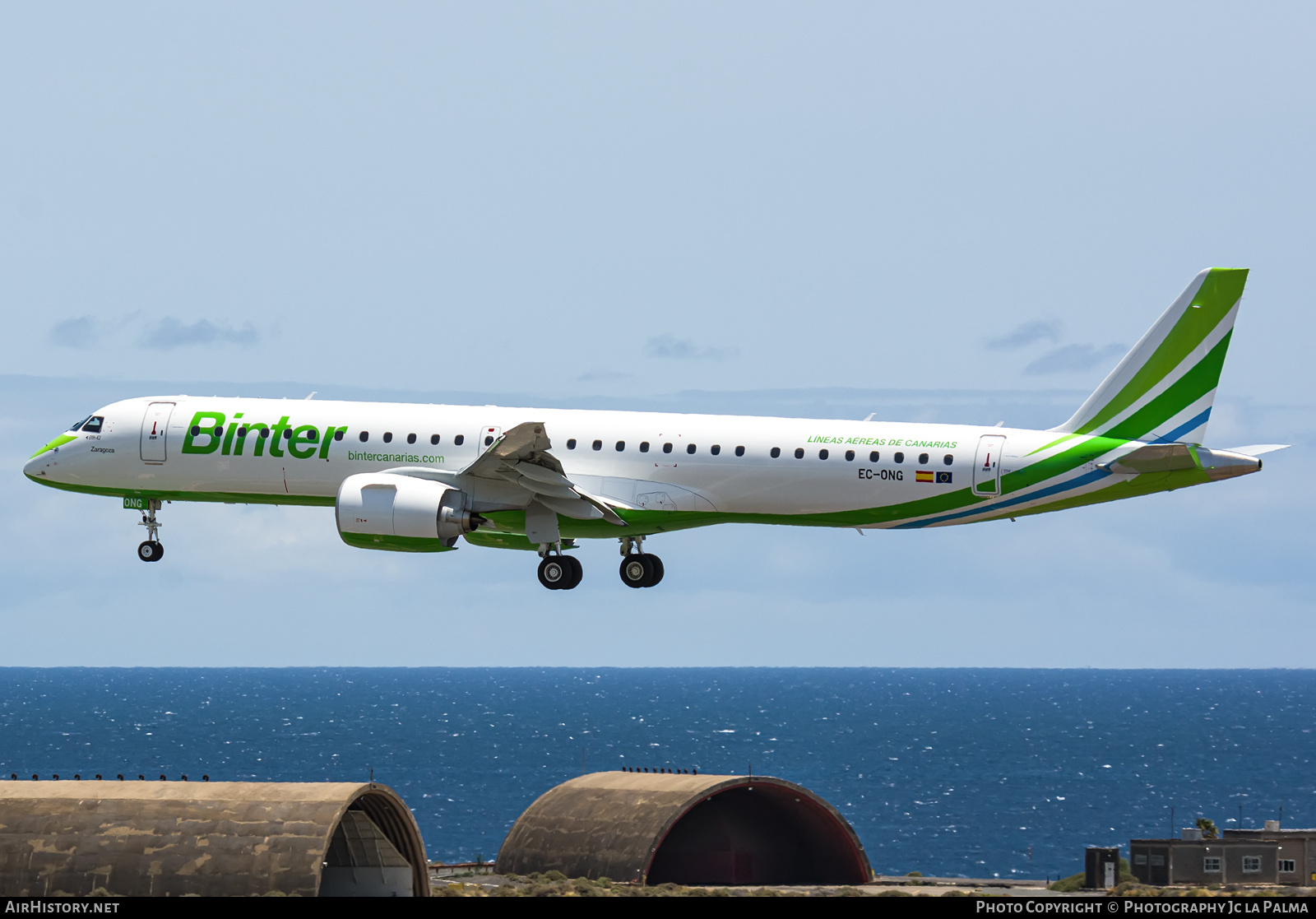 Aircraft Photo of EC-ONG | Embraer 195-E2 (ERJ-190-400 STD) | Binter Canarias | AirHistory.net #809683