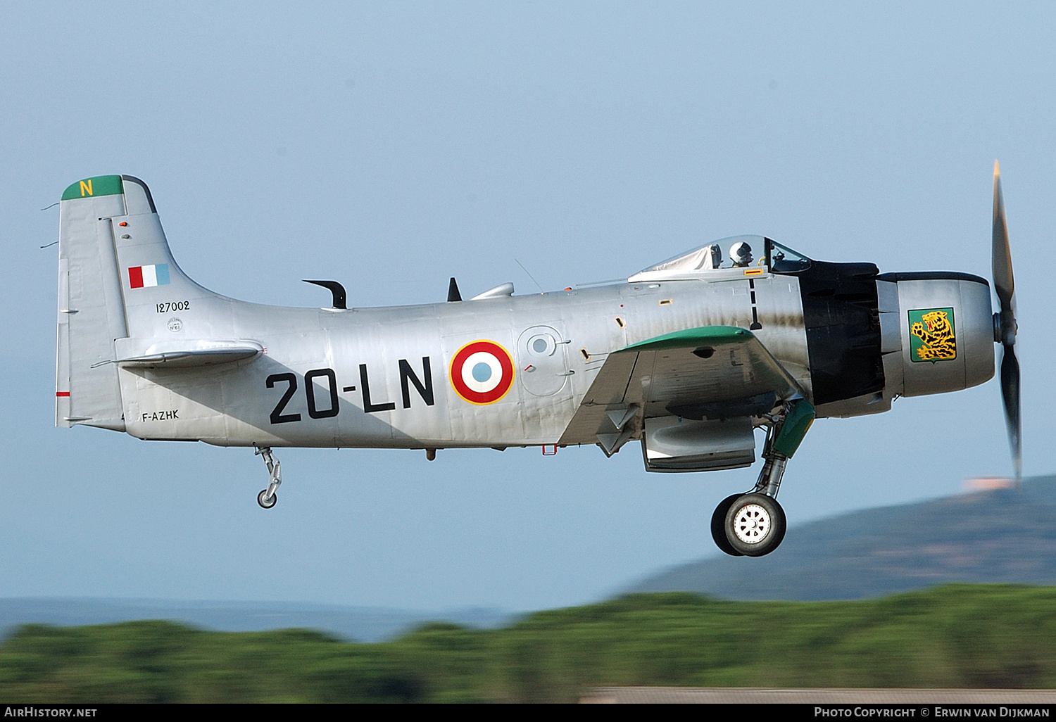 Aircraft Photo of F-AZHK / 127002 | Douglas A-1D Skyraider (AD-4NA) | France - Air Force | AirHistory.net #809712