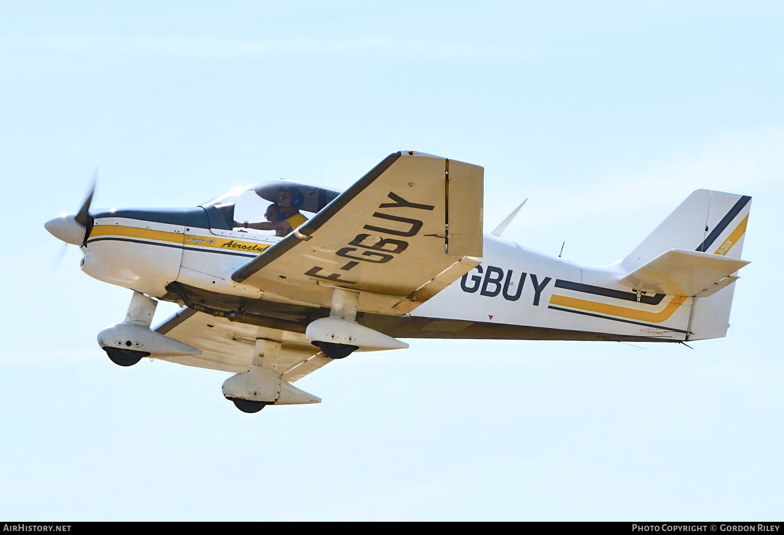 Aircraft Photo of F-GBUY | Robin DR-400-2+2 Tricycle | AirHistory.net #809716