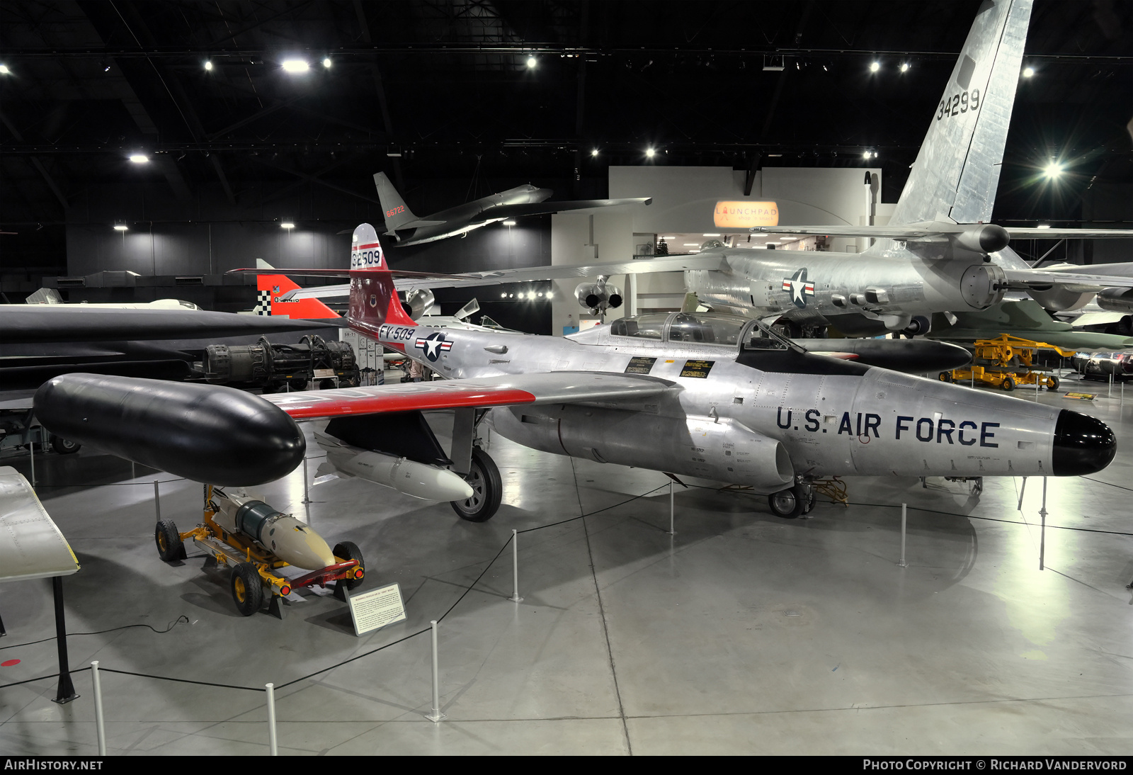 Aircraft Photo of 53-2509 / 32509 | Northrop F-89J Scorpion | USA - Air Force | AirHistory.net #809739