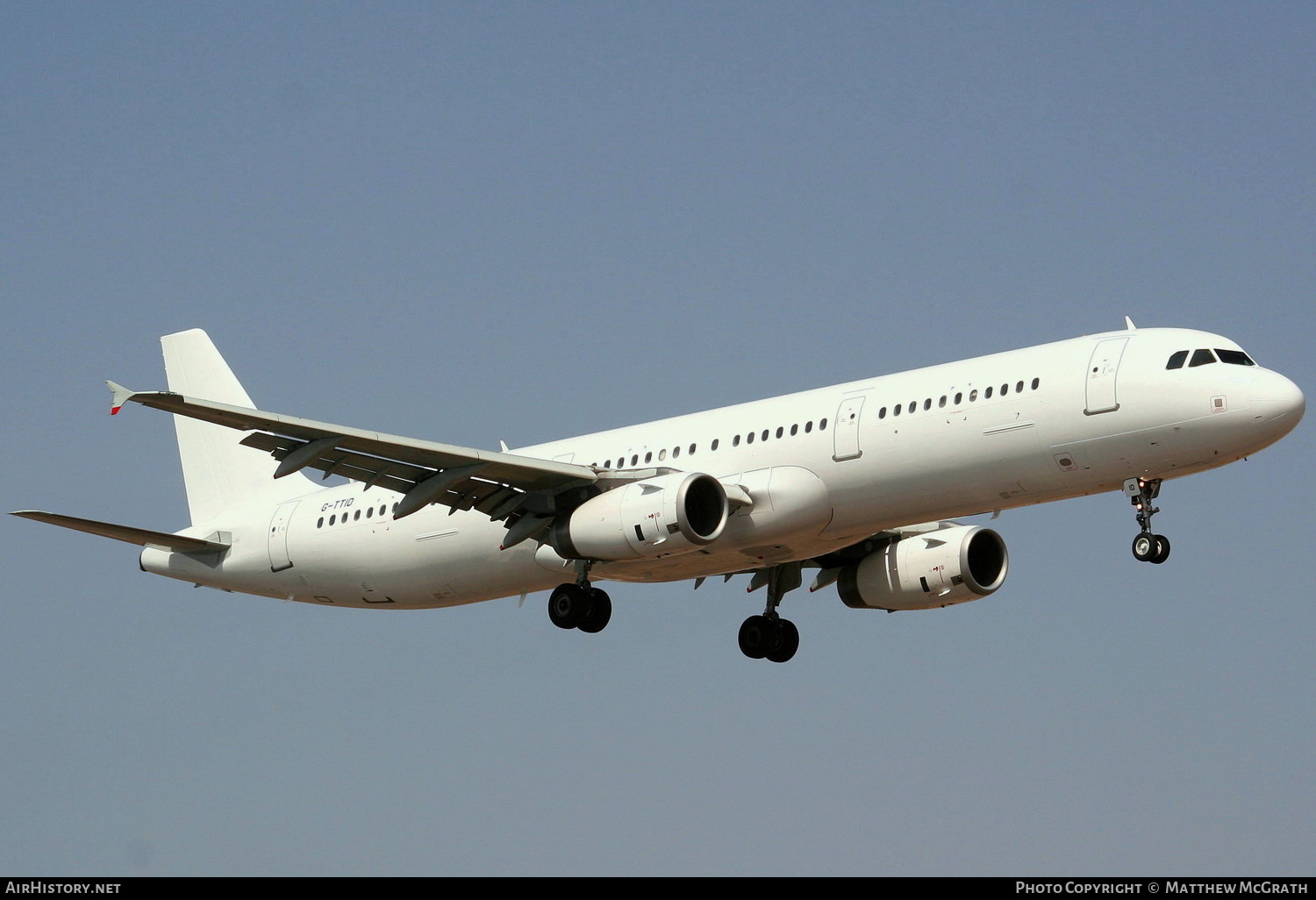 Aircraft Photo of G-TTID | Airbus A321-231 | AirHistory.net #809847