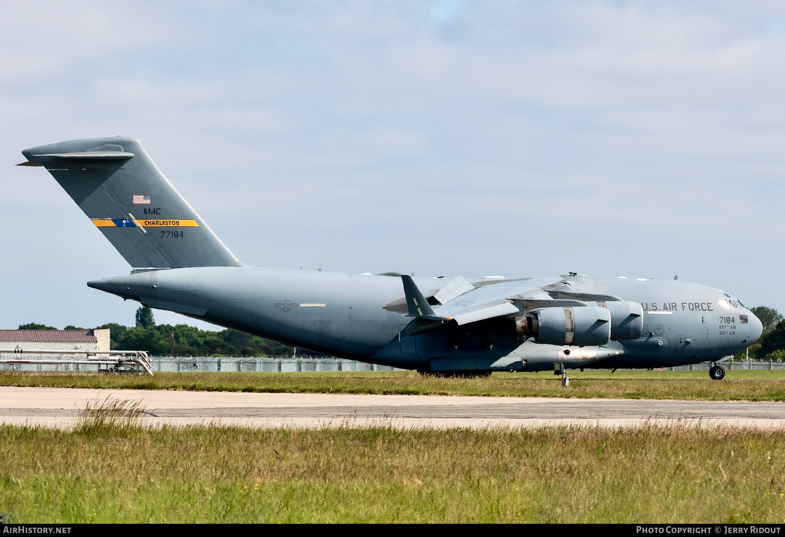Aircraft Photo of 07-7184 / 77184 | Boeing C-17A Globemaster III | USA - Air Force | AirHistory.net #809905