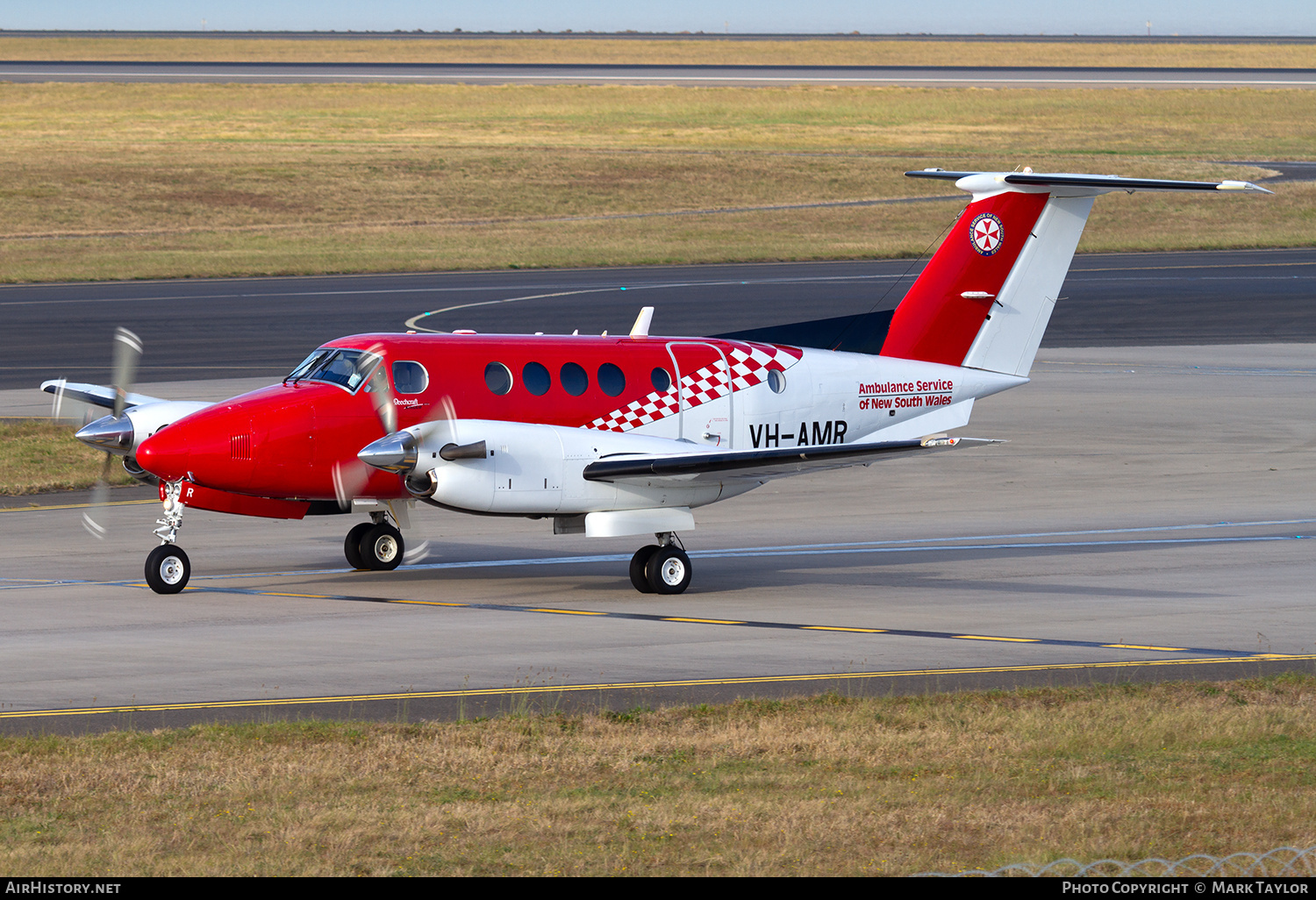 Aircraft Photo of VH-AMR | Beech B200 Super King Air | Ambulance Service of NSW | AirHistory.net #809948