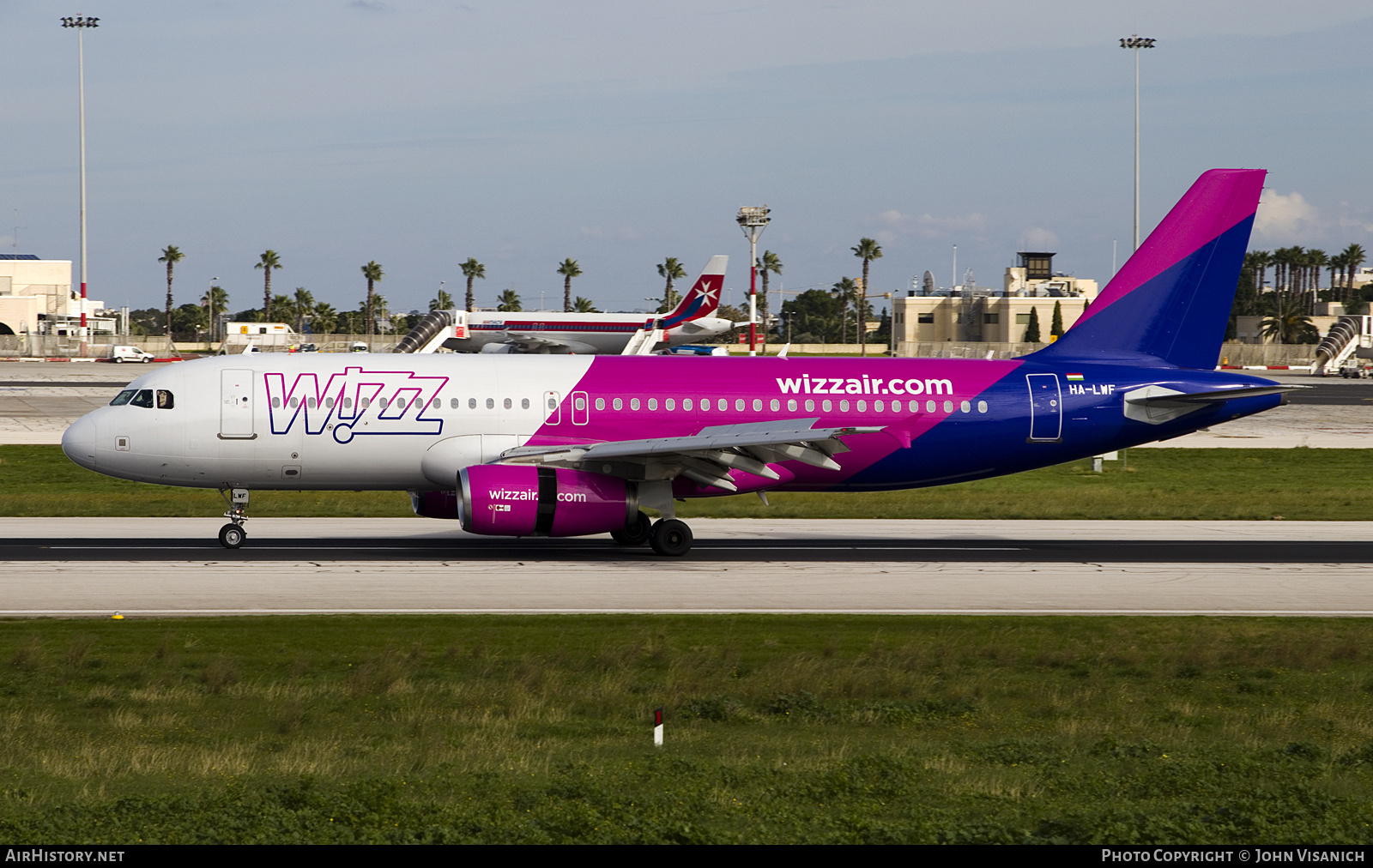 Aircraft Photo of HA-LWF | Airbus A320-232 | Wizz Air | AirHistory.net #809968