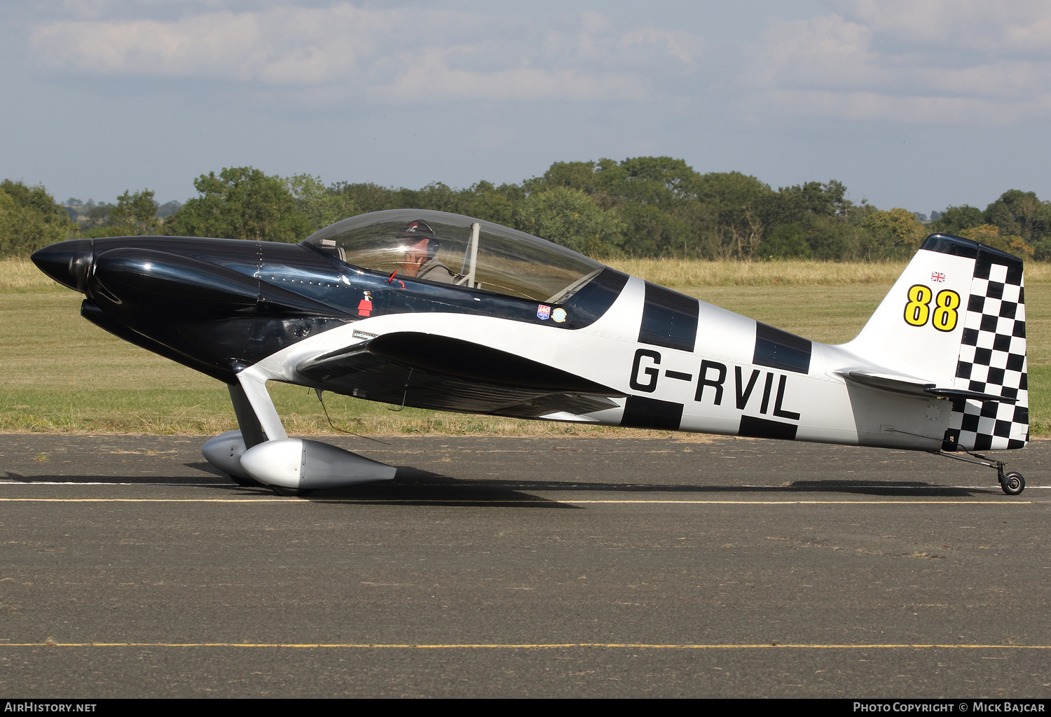 Aircraft Photo of G-RVIL | Van's RV-4 | AirHistory.net #809984