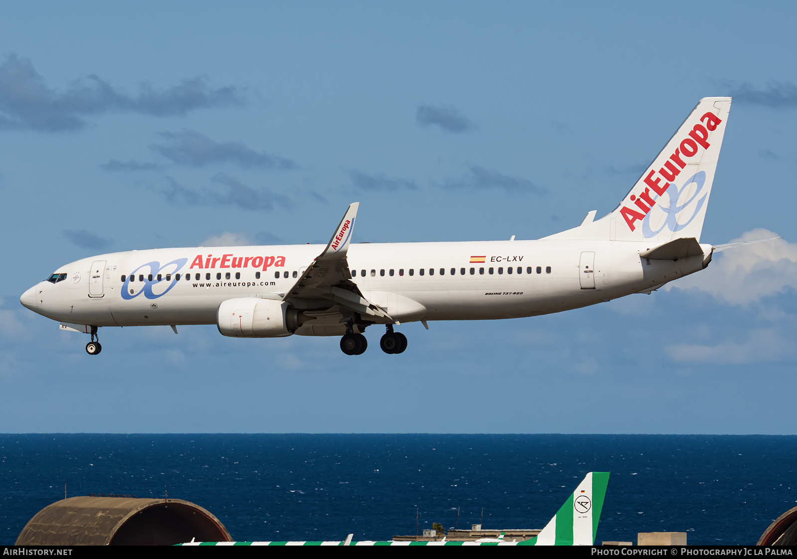 Aircraft Photo of EC-LXV | Boeing 737-85P | Air Europa | AirHistory.net #810021