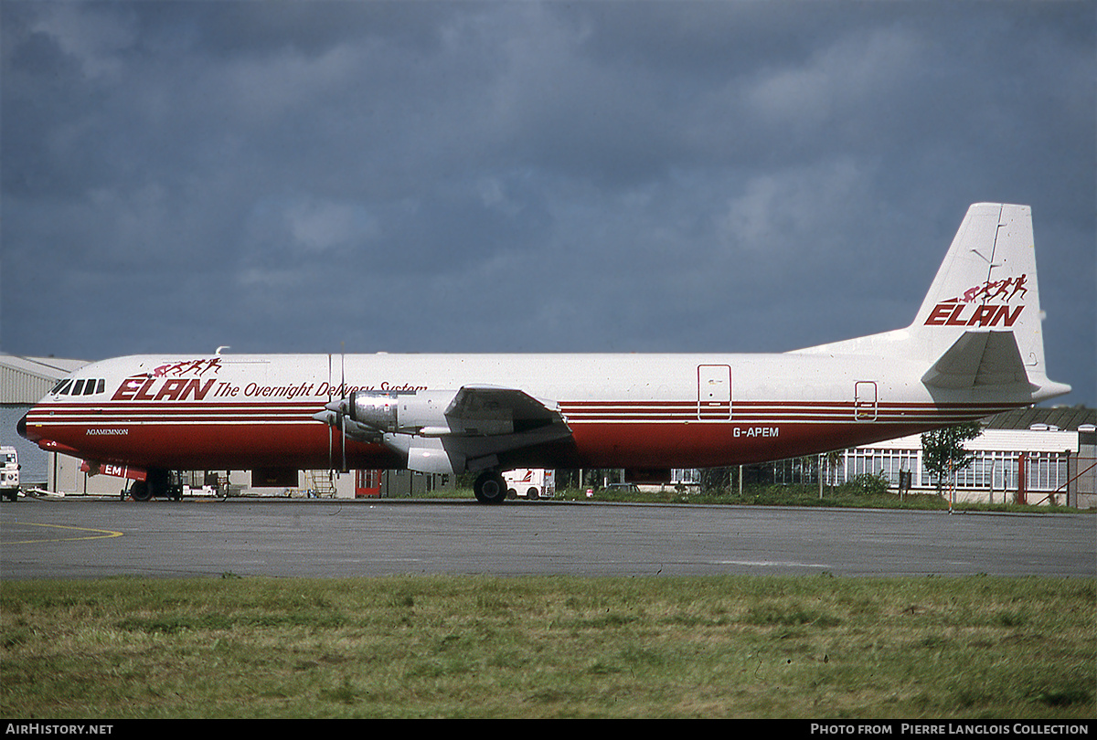 Aircraft Photo of G-APEM | Vickers 953C Merchantman | Elan Overnight Delivery System | AirHistory.net #810120