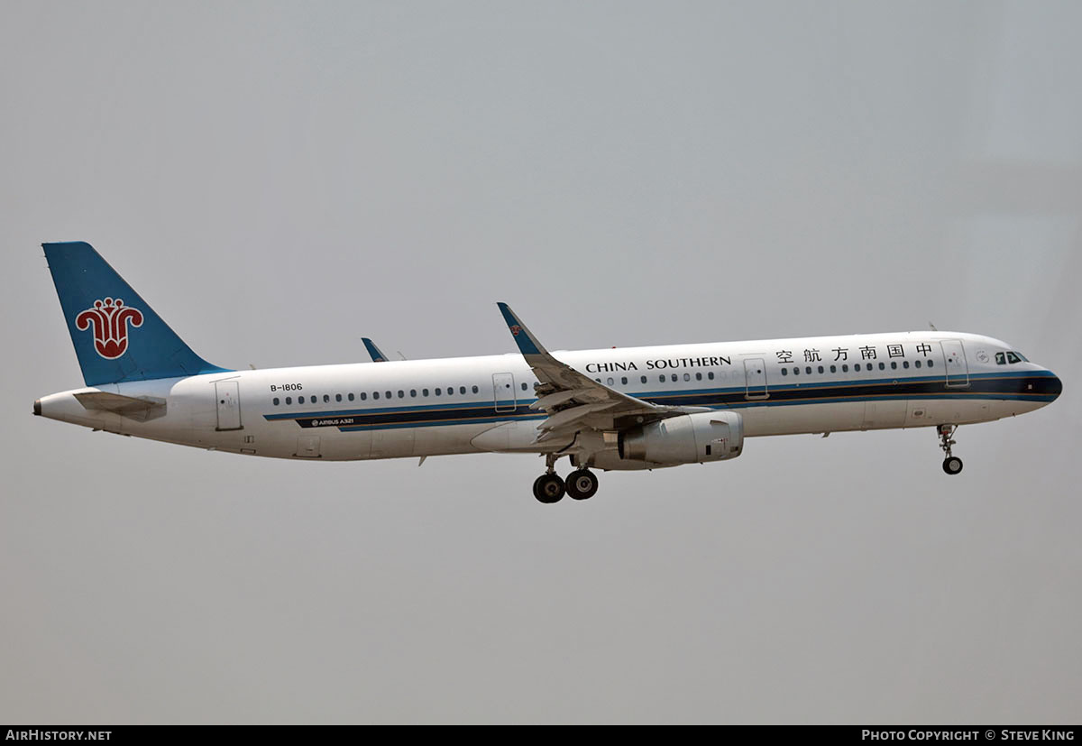 Aircraft Photo of B-1806 | Airbus A321-231 | China Southern Airlines | AirHistory.net #810272