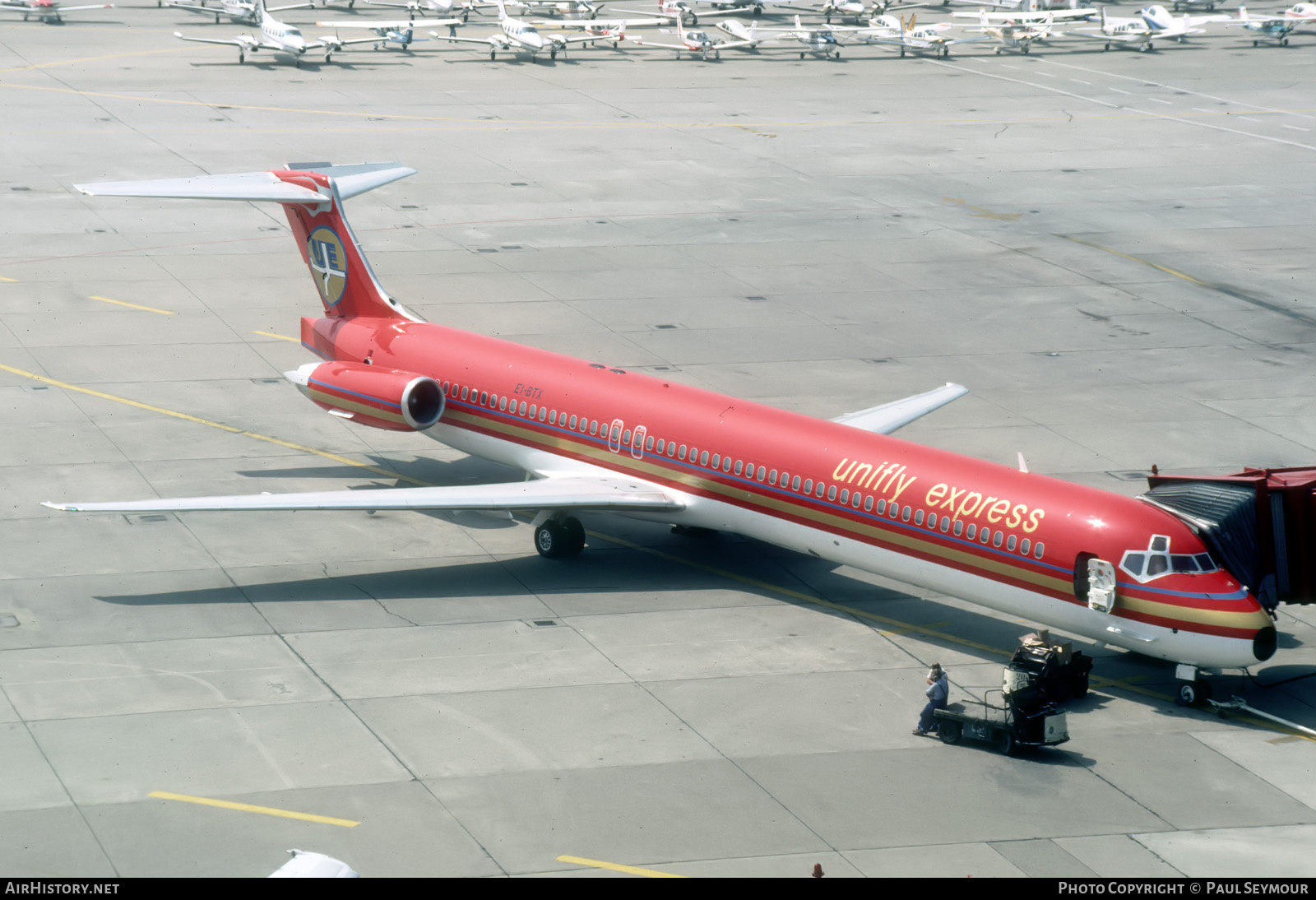 Aircraft Photo of EI-BTX | McDonnell Douglas MD-82 (DC-9-82) | Unifly Express | AirHistory.net #810281
