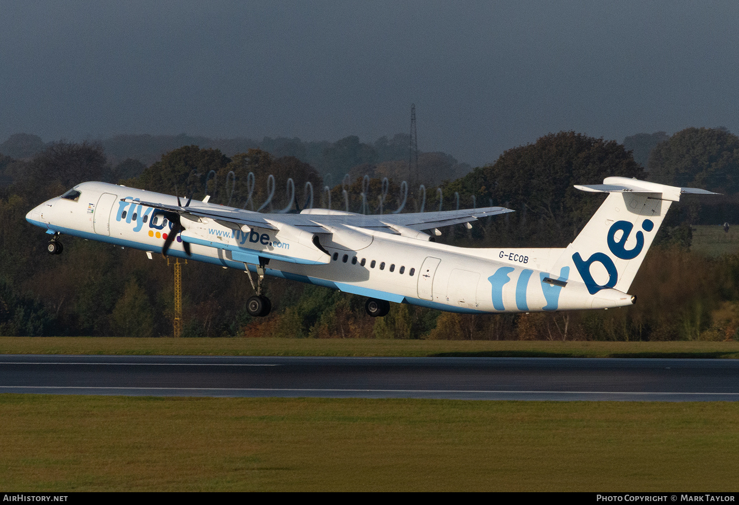 Aircraft Photo of G-ECOB | Bombardier DHC-8-402 Dash 8 | Flybe | AirHistory.net #810504