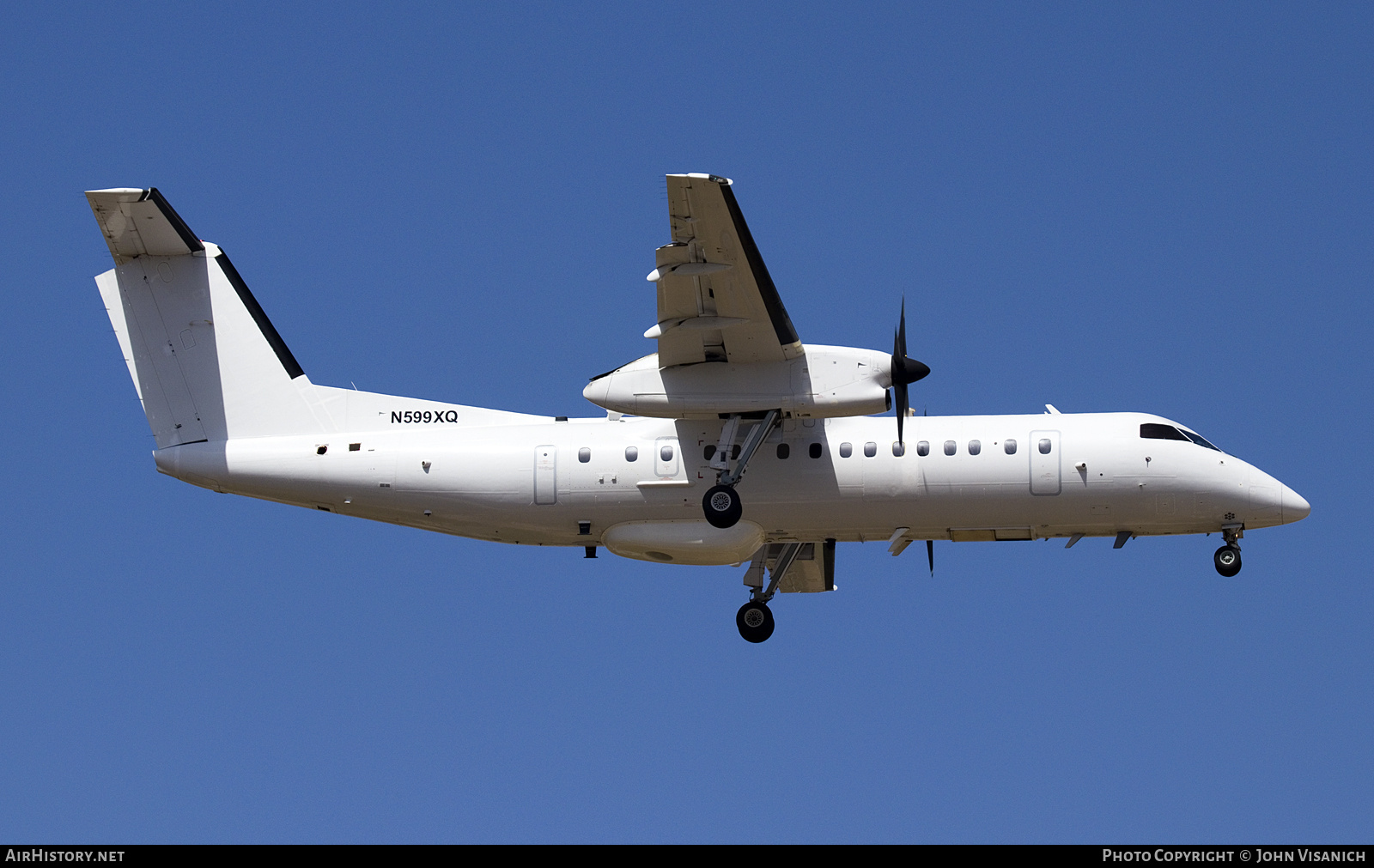 Aircraft Photo of N599XQ | De Havilland Canada DHC-8-315B Dash 8 | AirHistory.net #810530