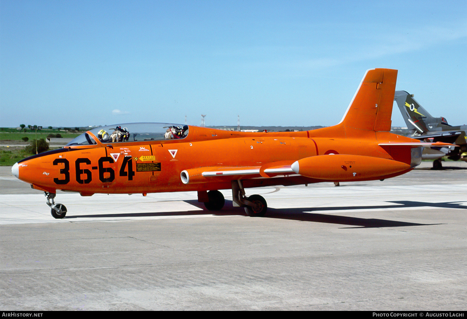 Aircraft Photo of MM54214 | Aermacchi MB-326 | Italy - Air Force | AirHistory.net #810655