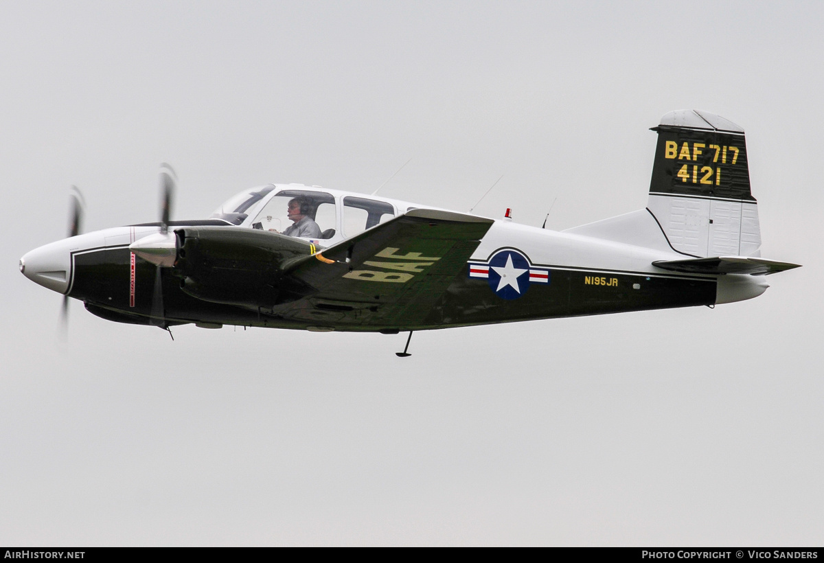 Aircraft Photo of N195JR | Beech 95 Travel Air | USA - Army | AirHistory.net #810660
