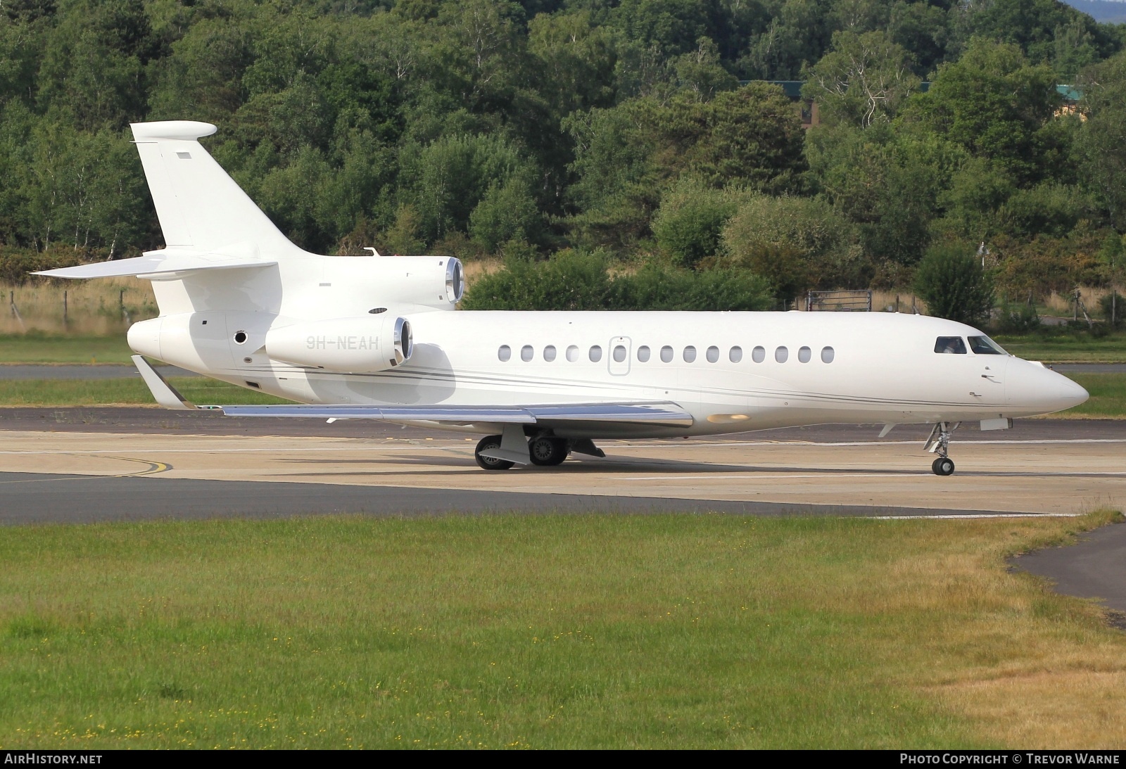 Aircraft Photo of 9H-NEAH | Dassault Falcon 7X | AirHistory.net #810698