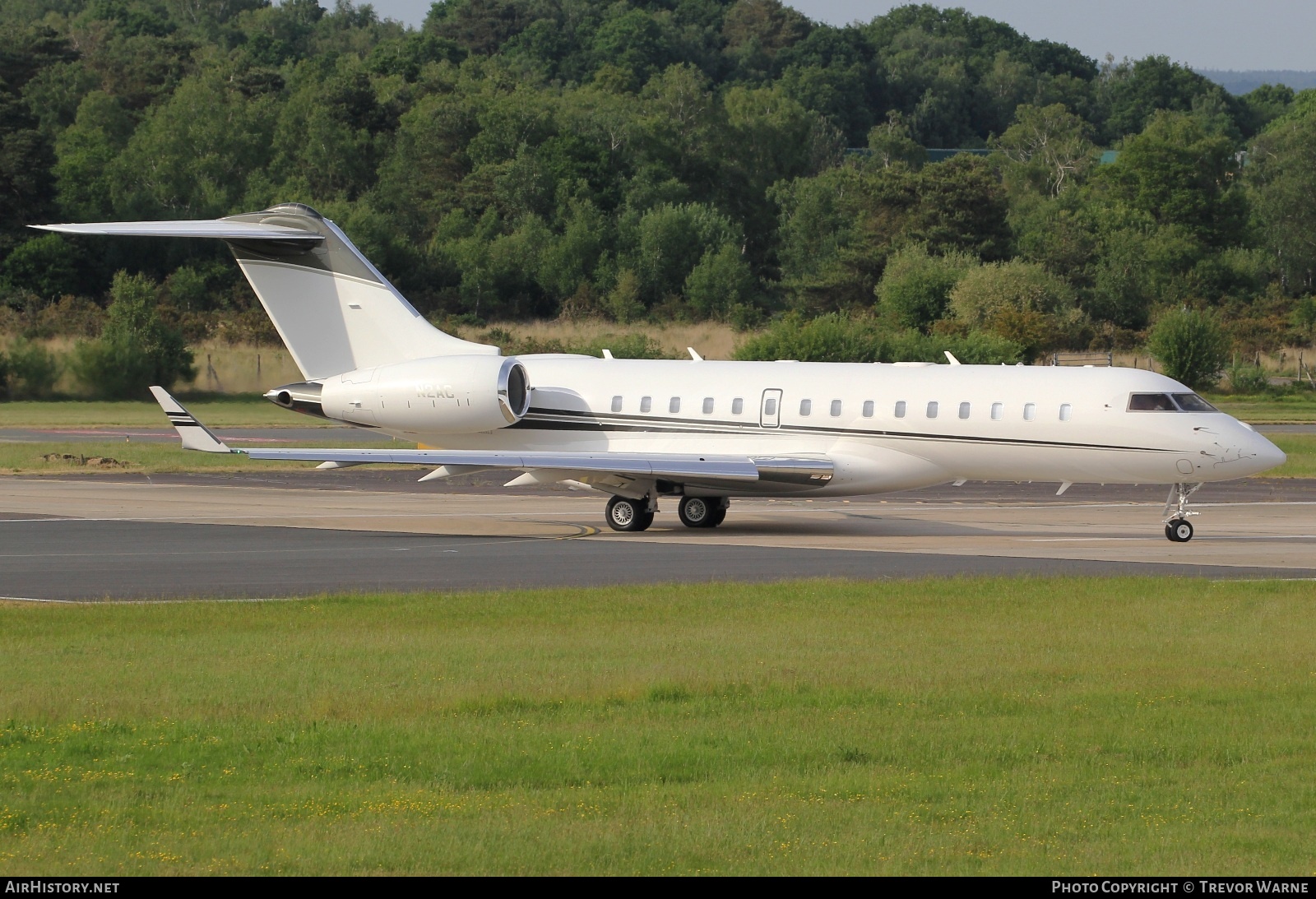 Aircraft Photo of N2AC | Bombardier Global 6000 (BD-700-1A10) | AirHistory.net #810703
