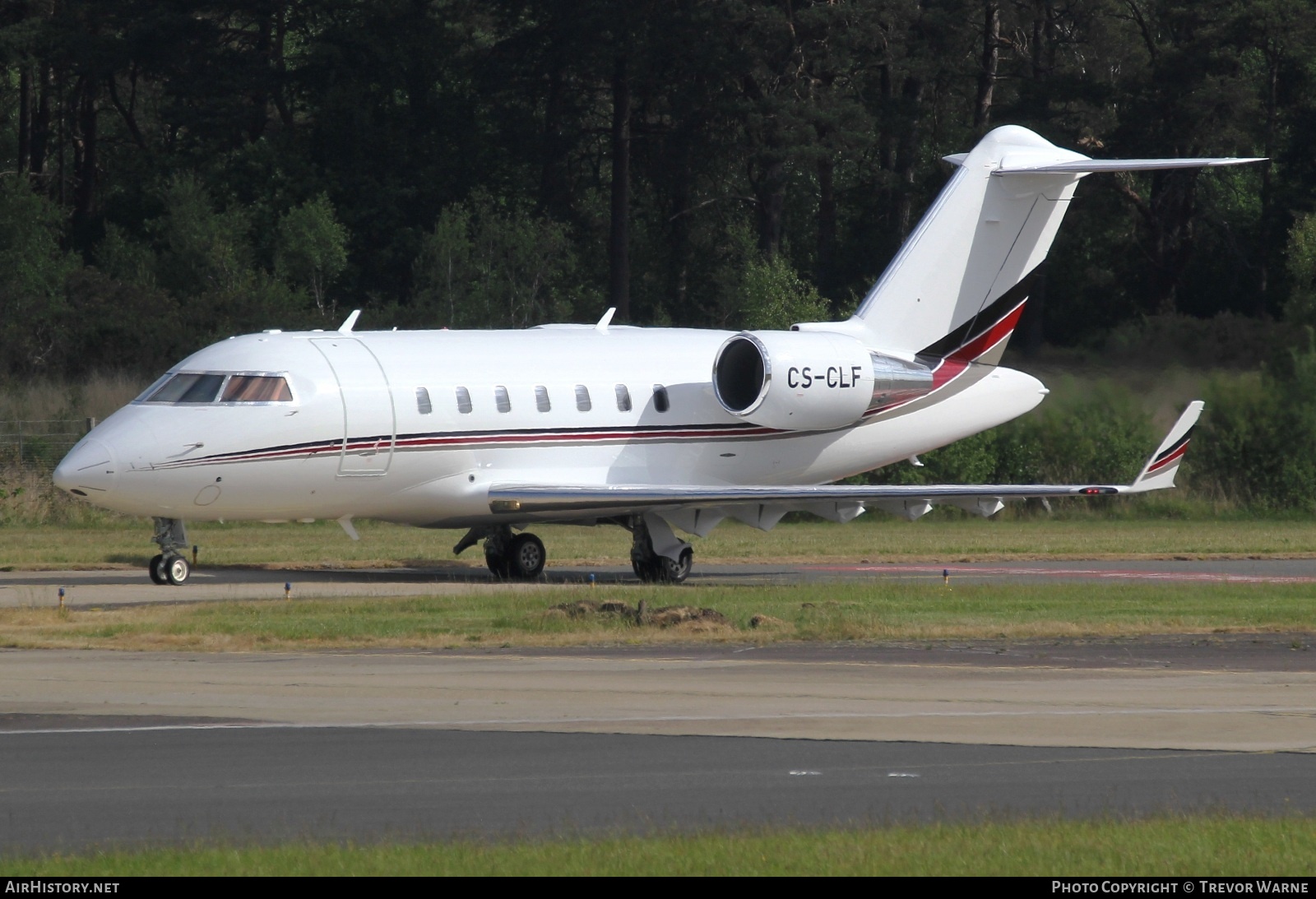 Aircraft Photo of CS-CLF | Bombardier Challenger 650 (CL-600-2B16) | AirHistory.net #810841