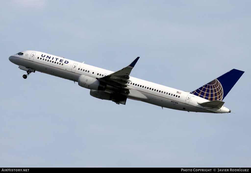 Aircraft Photo of N17104 | Boeing 757-224 | United Airlines | AirHistory.net #810912