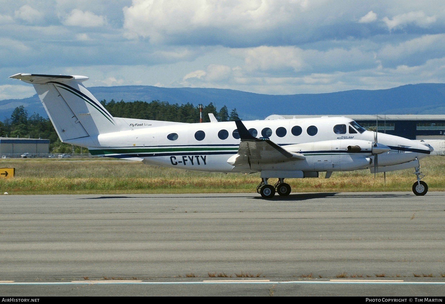 Aircraft Photo of C-FYTY | Raytheon 350 King Air (B300) | Fast Air | AirHistory.net #810961