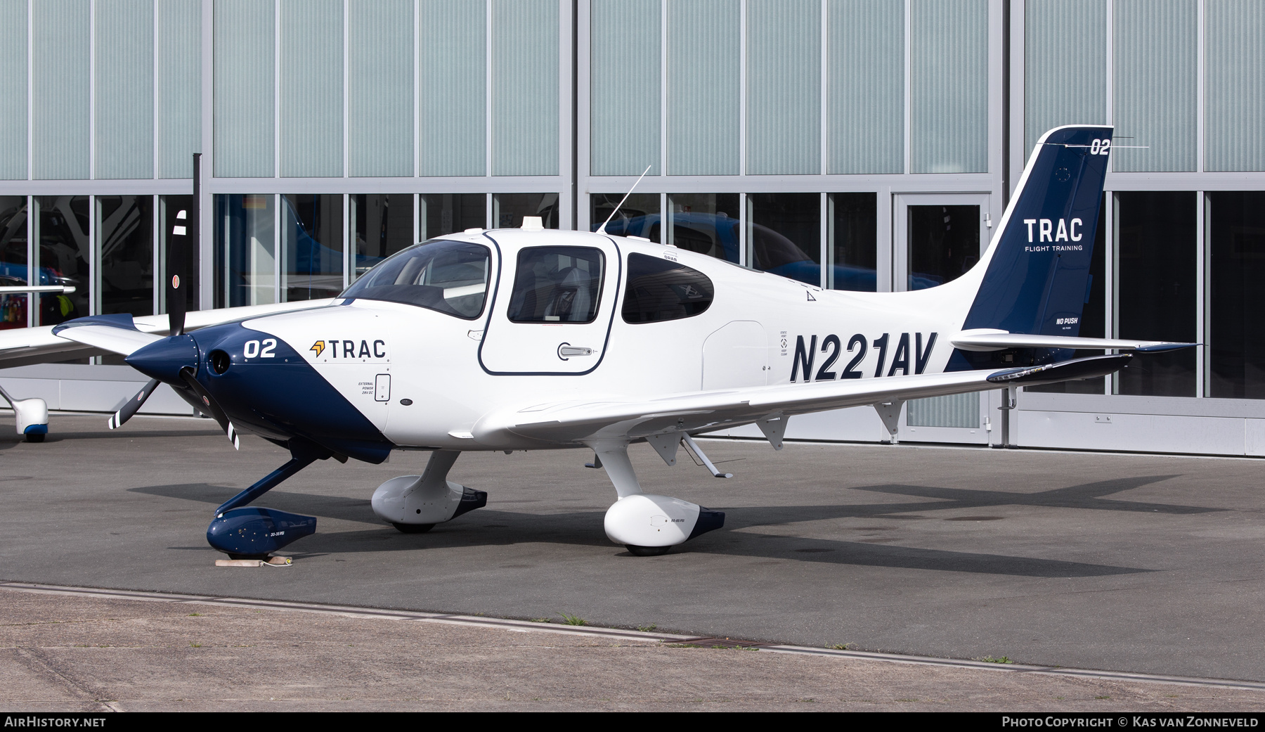 Aircraft Photo of N221AV | Cirrus SR-20 G6-TRAC | AirHistory.net #811011