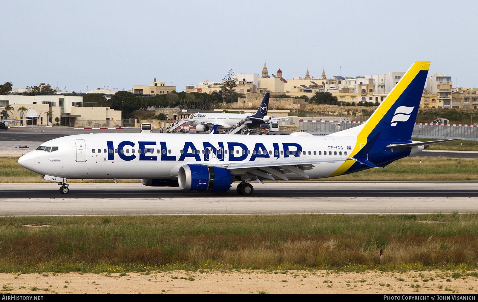 Aircraft Photo of TF-ICG | Boeing 737-8 Max 8 | Icelandair | AirHistory.net #811064