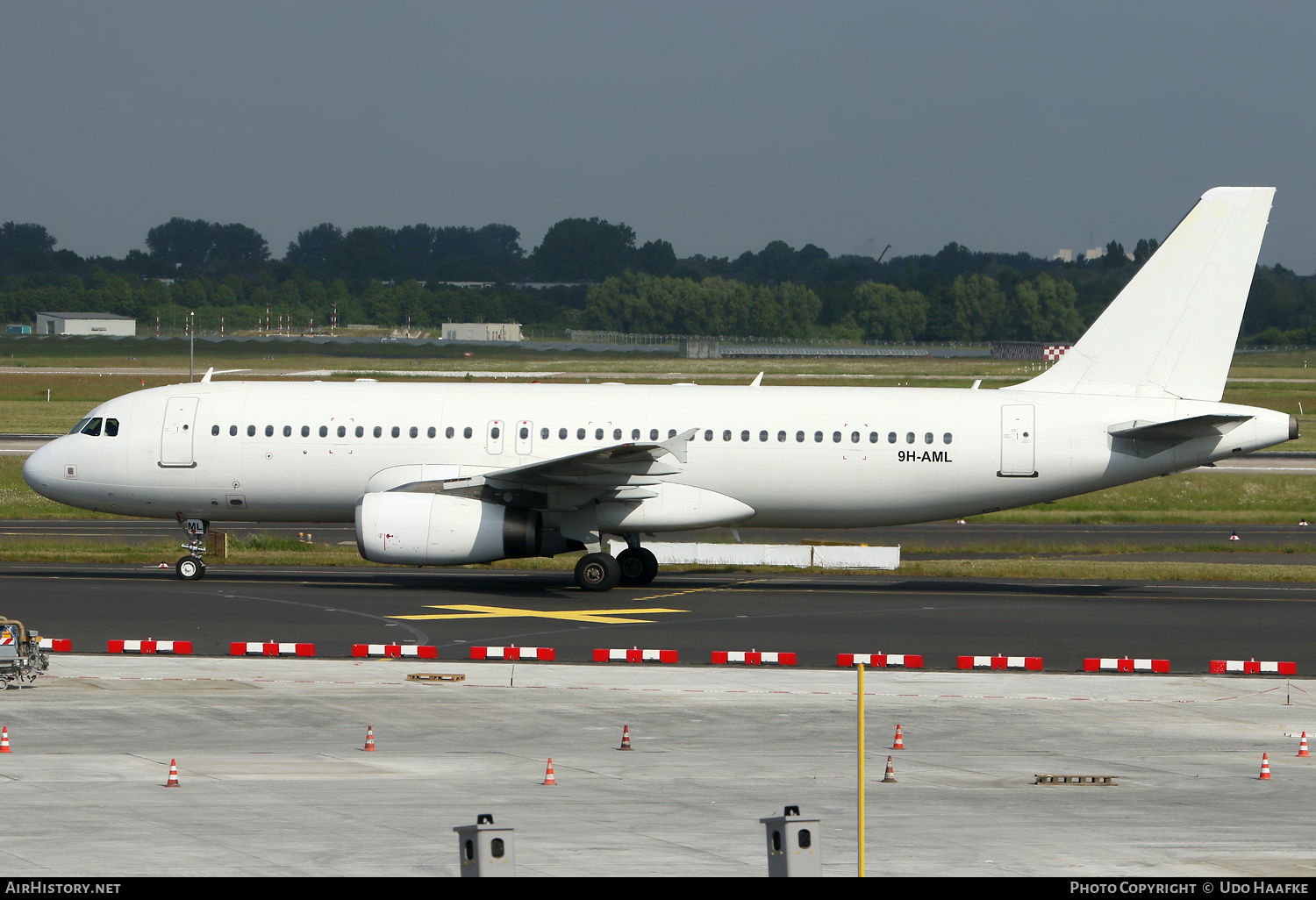 Aircraft Photo of 9H-AML | Airbus A320-232 | AirHistory.net #811074