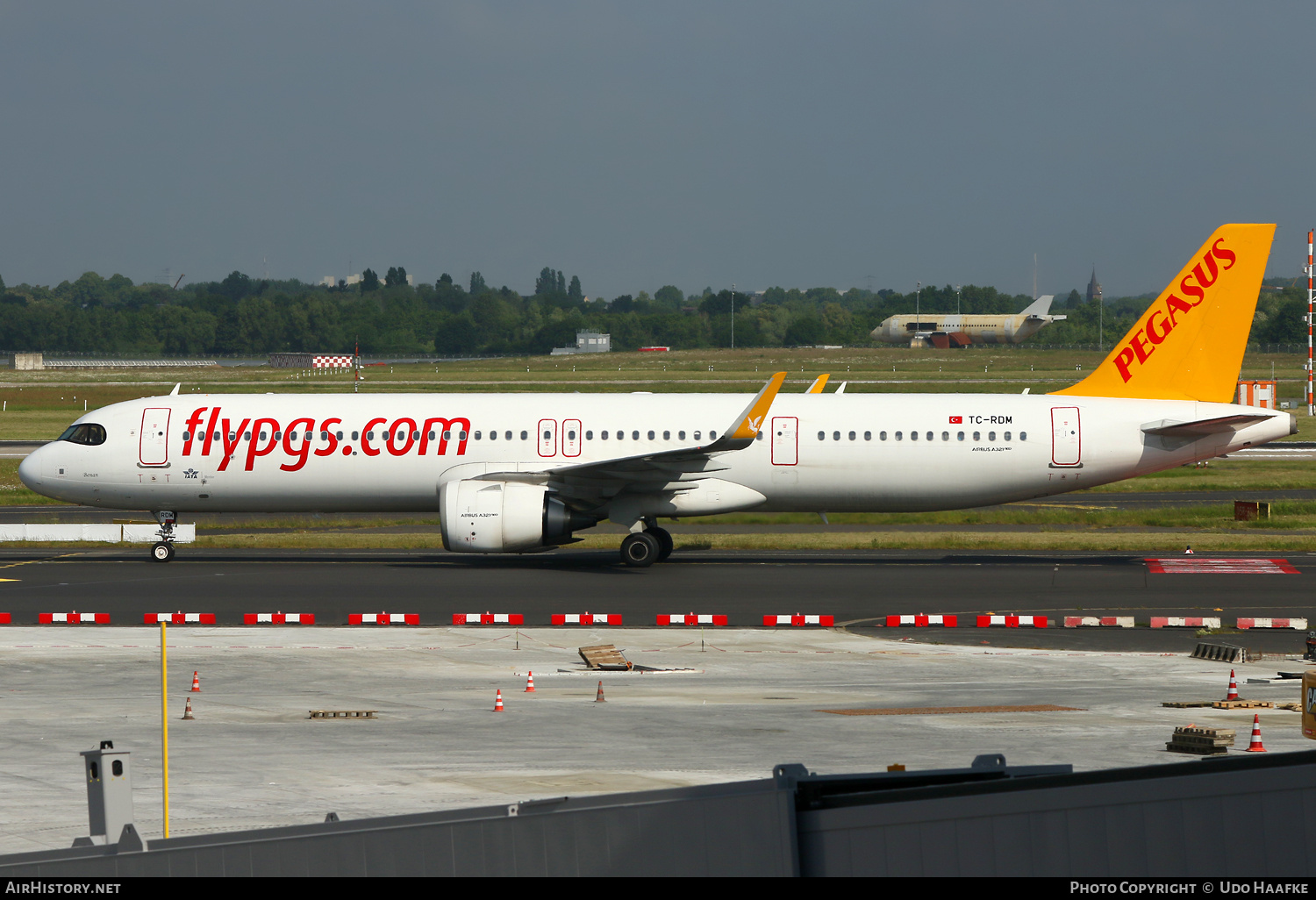 Aircraft Photo of TC-RDM | Airbus A321-251NX | Pegasus Airlines | AirHistory.net #811079