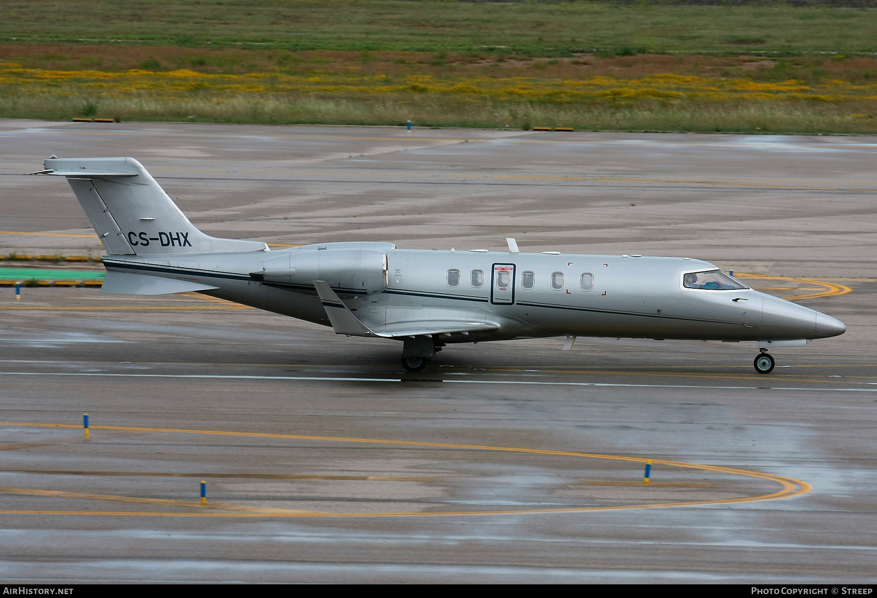 Aircraft Photo of CS-DHX | Learjet 40 | AirHistory.net #811192