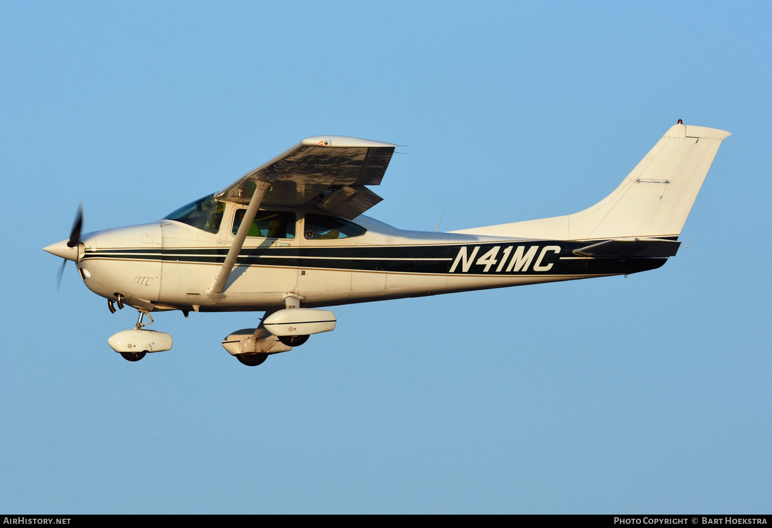 Aircraft Photo of N41MC | Cessna 182R Skylane | AirHistory.net #811306