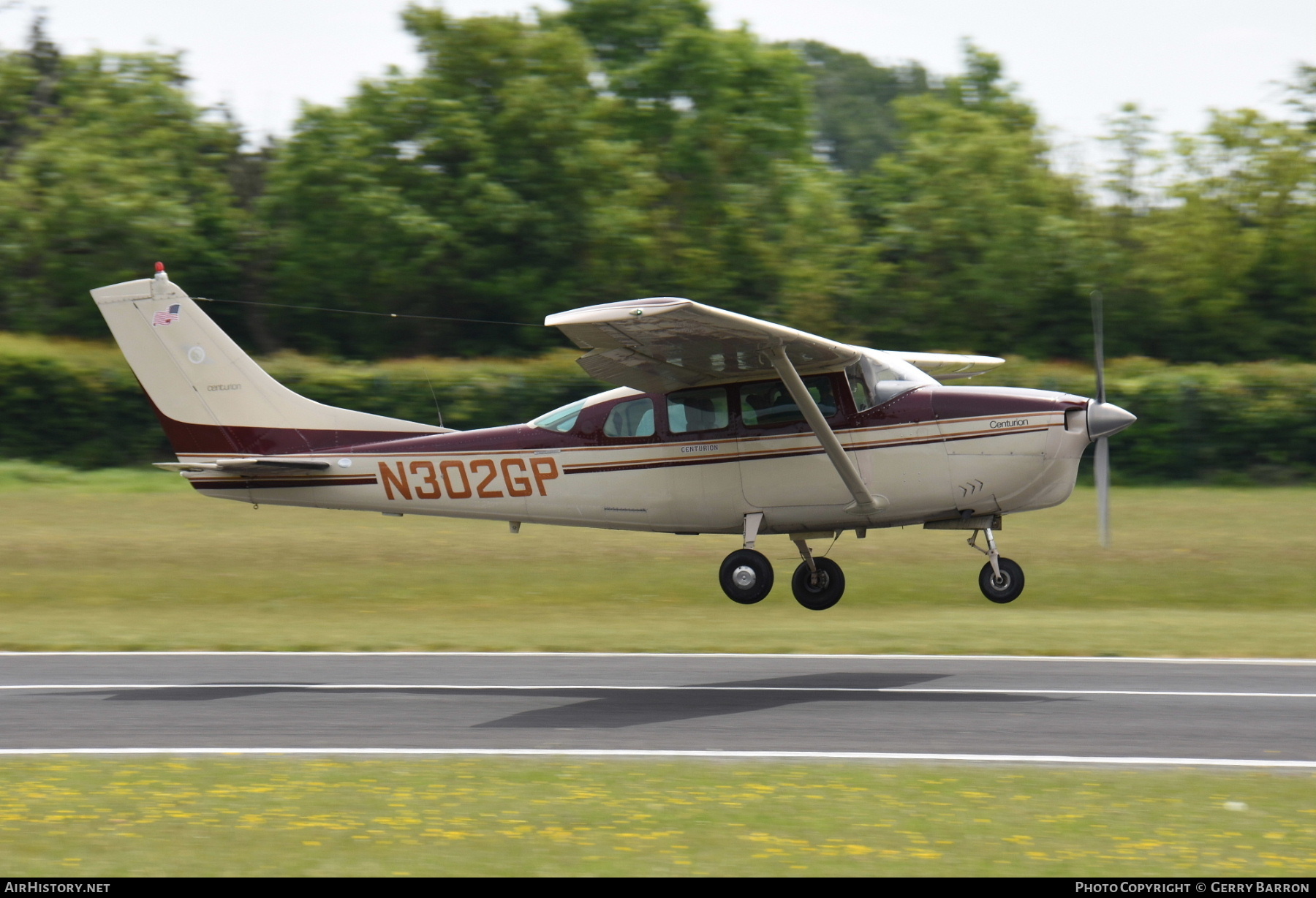 Aircraft Photo of N302GP | Cessna 210E Centurion | AirHistory.net #811315