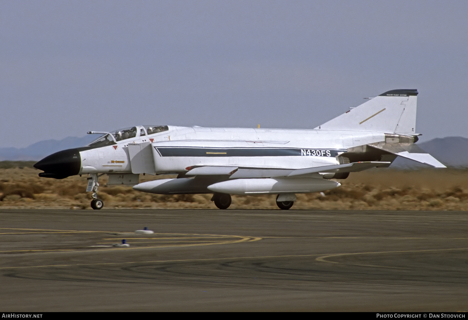 Aircraft Photo of N430FS | McDonnell Douglas F-4D Phantom II | Tracor Flight Systems | AirHistory.net #811408