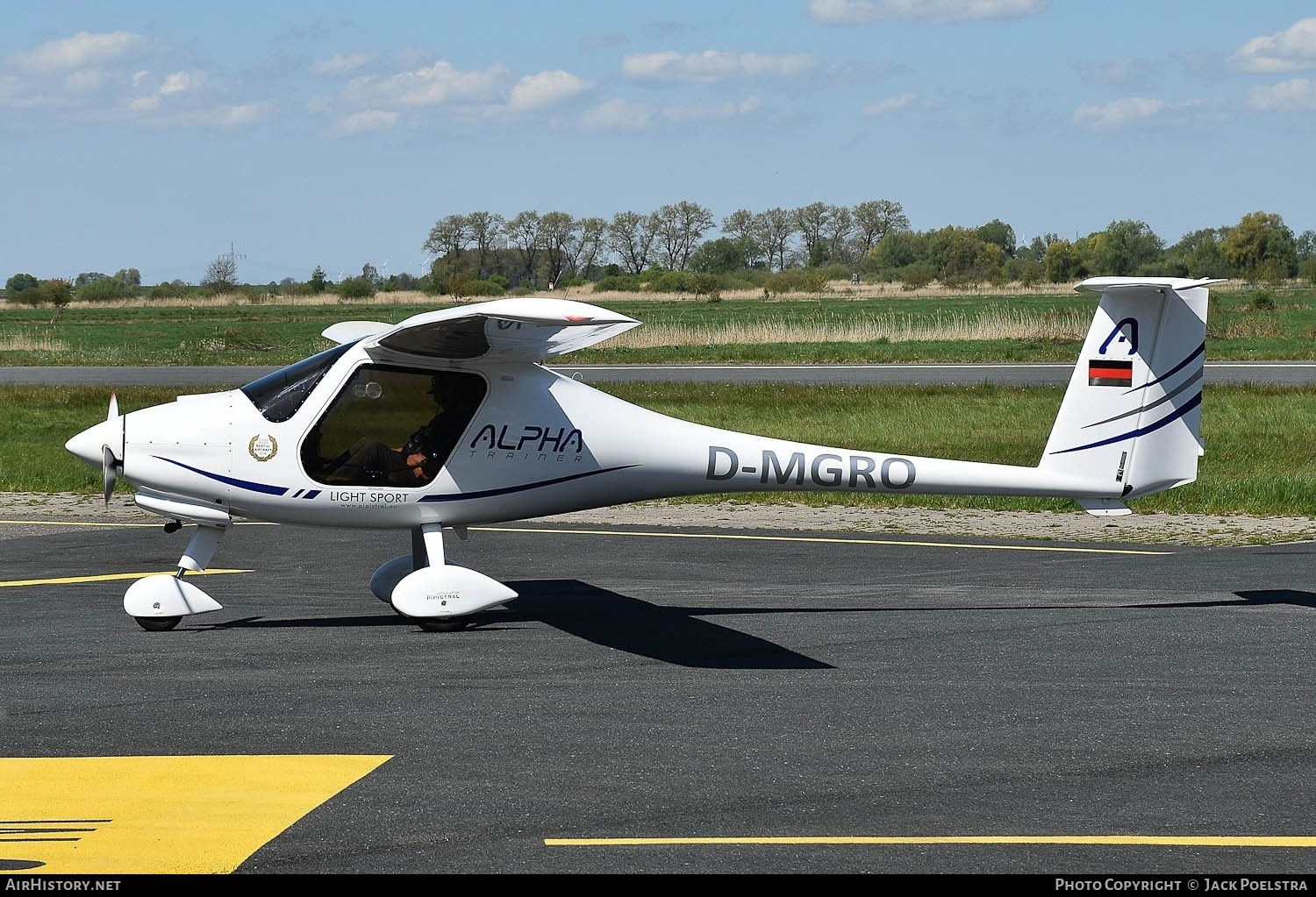 Aircraft Photo of D-MGRO | Pipistrel Alpha Trainer | AirHistory.net #811435