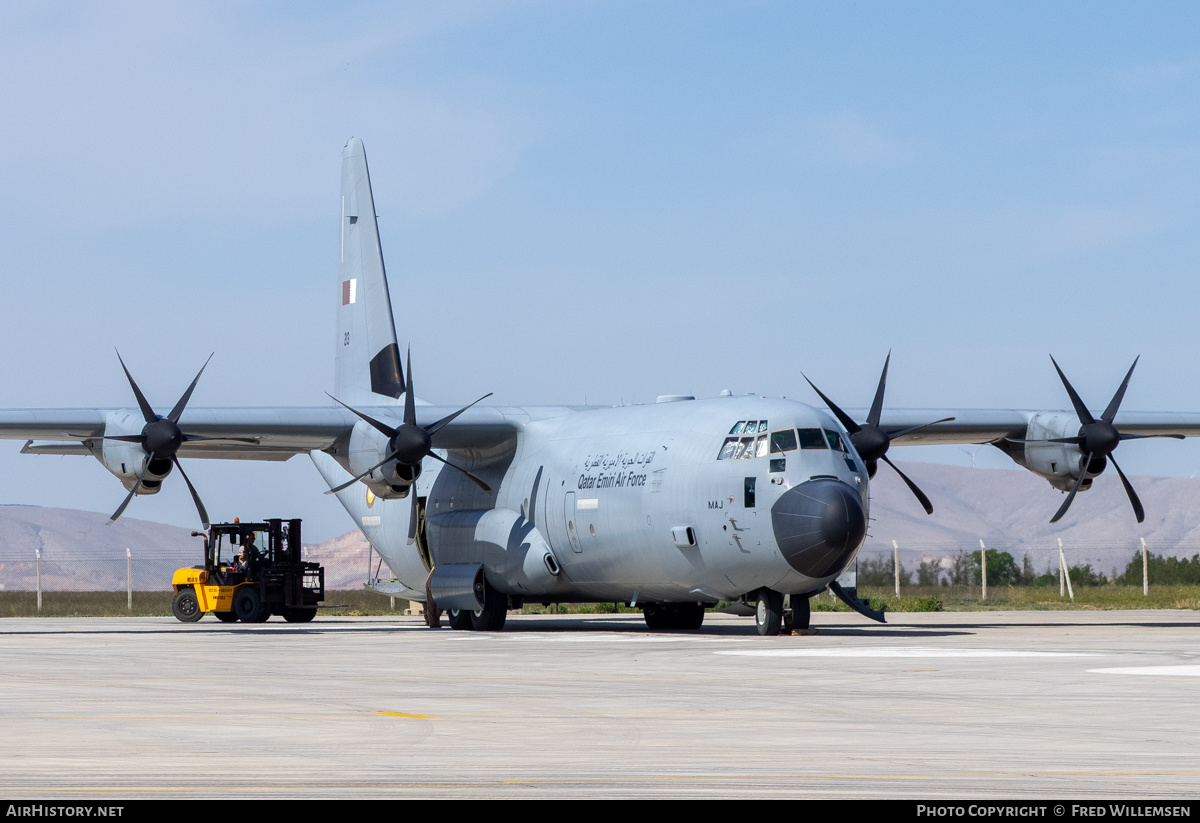 Aircraft Photo of 213 | Lockheed Martin C-130J-30 Hercules | Qatar - Air Force | AirHistory.net #811504