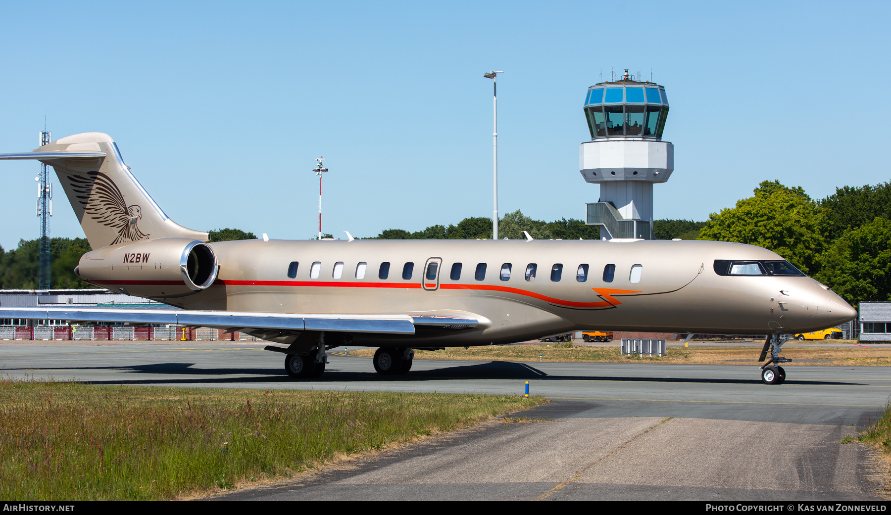 Aircraft Photo of N2BW | Bombardier Global 7500 (BD-700-2A12) | YOLO Global | AirHistory.net #811569