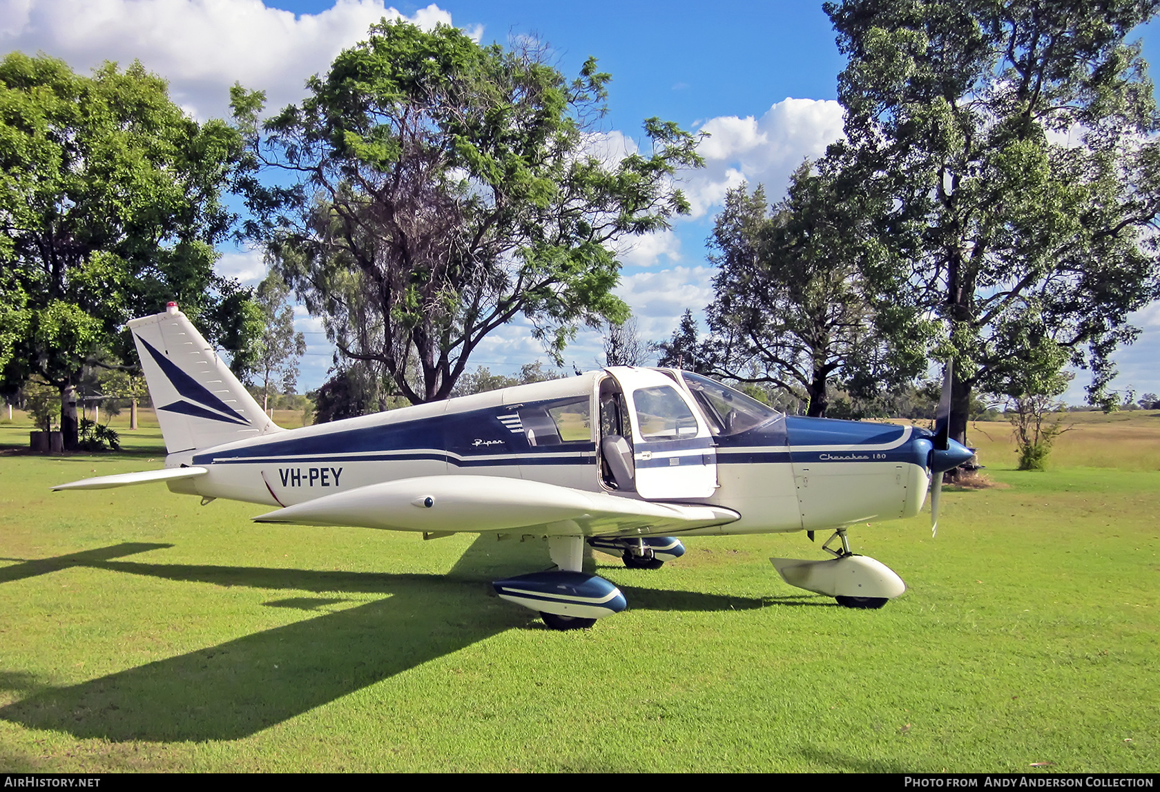 Aircraft Photo of VH-PEY | Piper PA-28-180 Cherokee B | AirHistory.net #811590