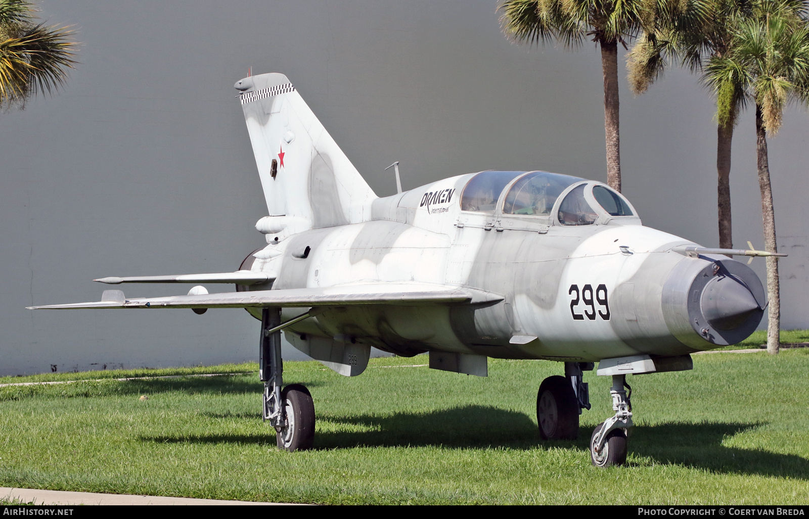 Aircraft Photo of 299 | Mikoyan-Gurevich MiG-21U-600 | Draken International | AirHistory.net #811732