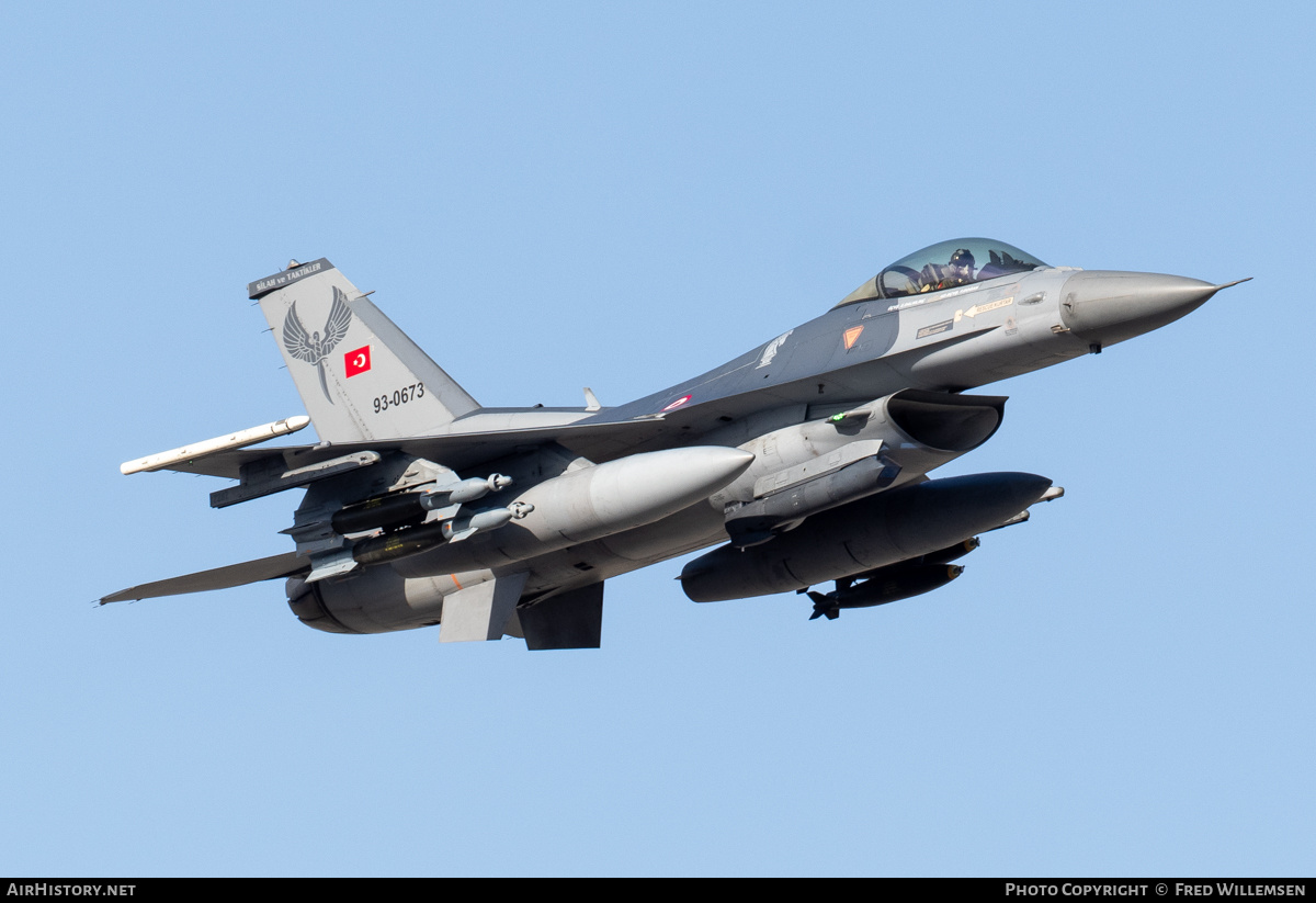 Aircraft Photo of 93-0673 | General Dynamics F-16C Fighting Falcon | Turkey - Air Force | AirHistory.net #811793